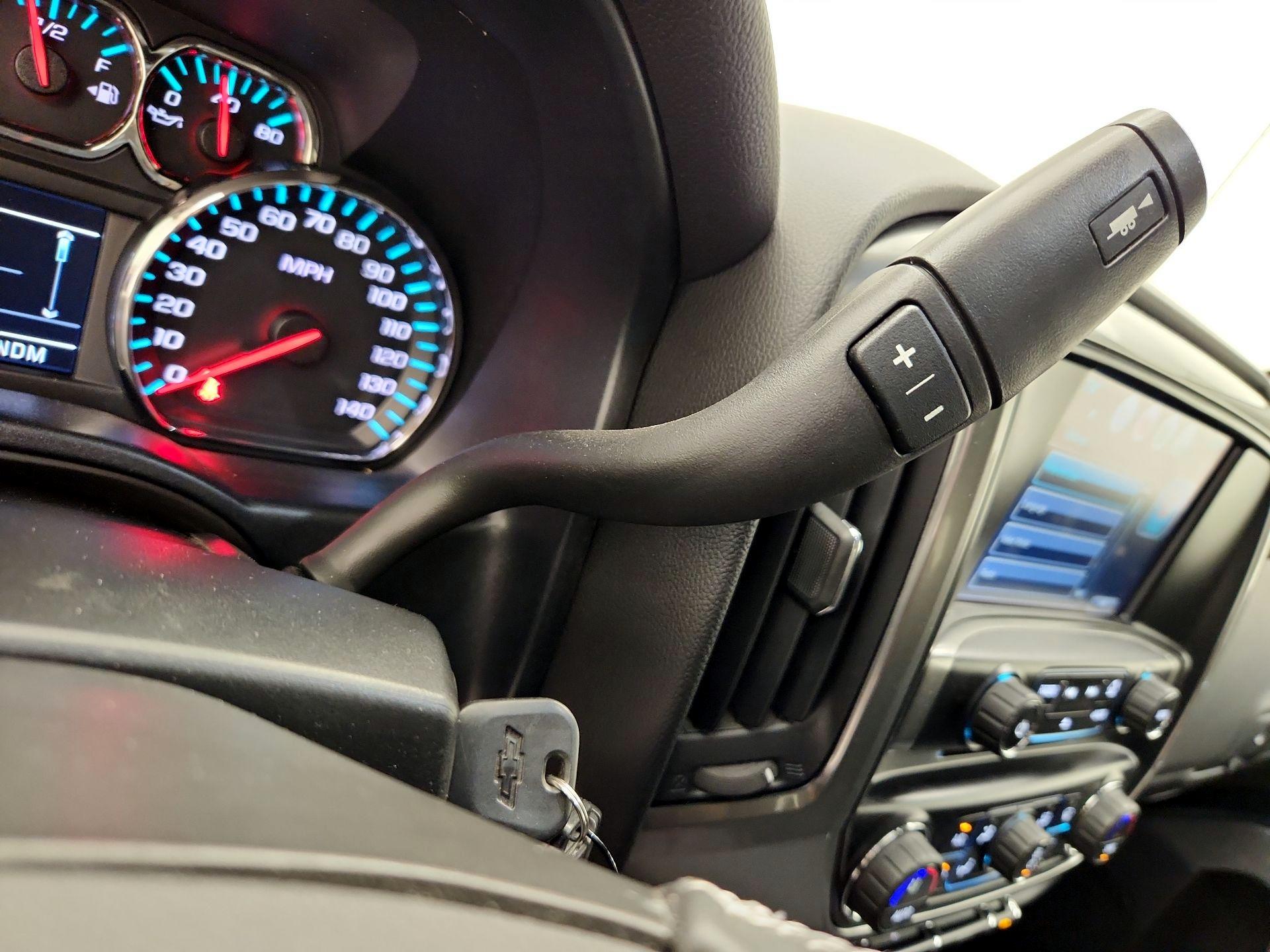 Thumbnail: 2016 Chevrolet Silverado 1500 - 17