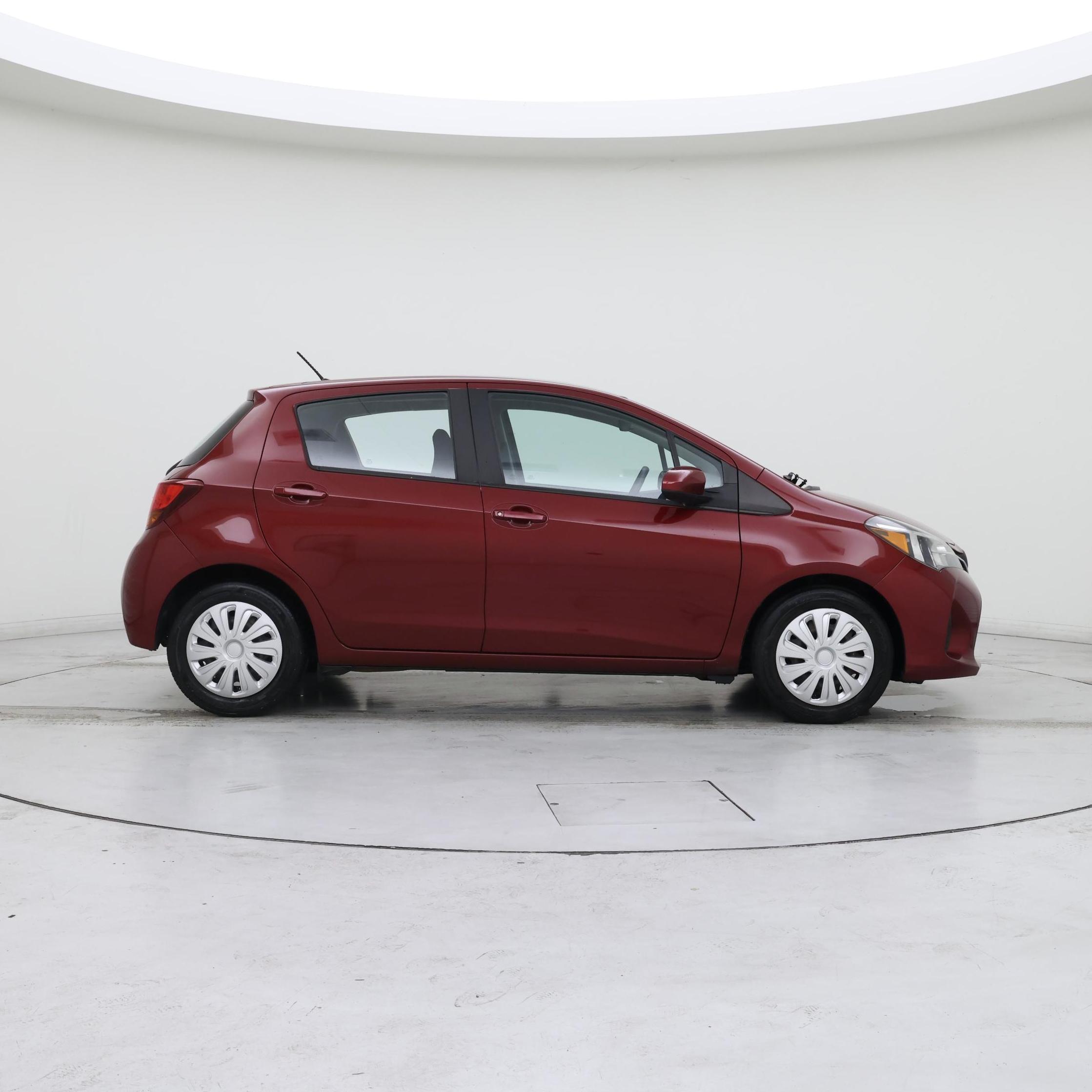 Thumbnail: 2017 Toyota Yaris - 7