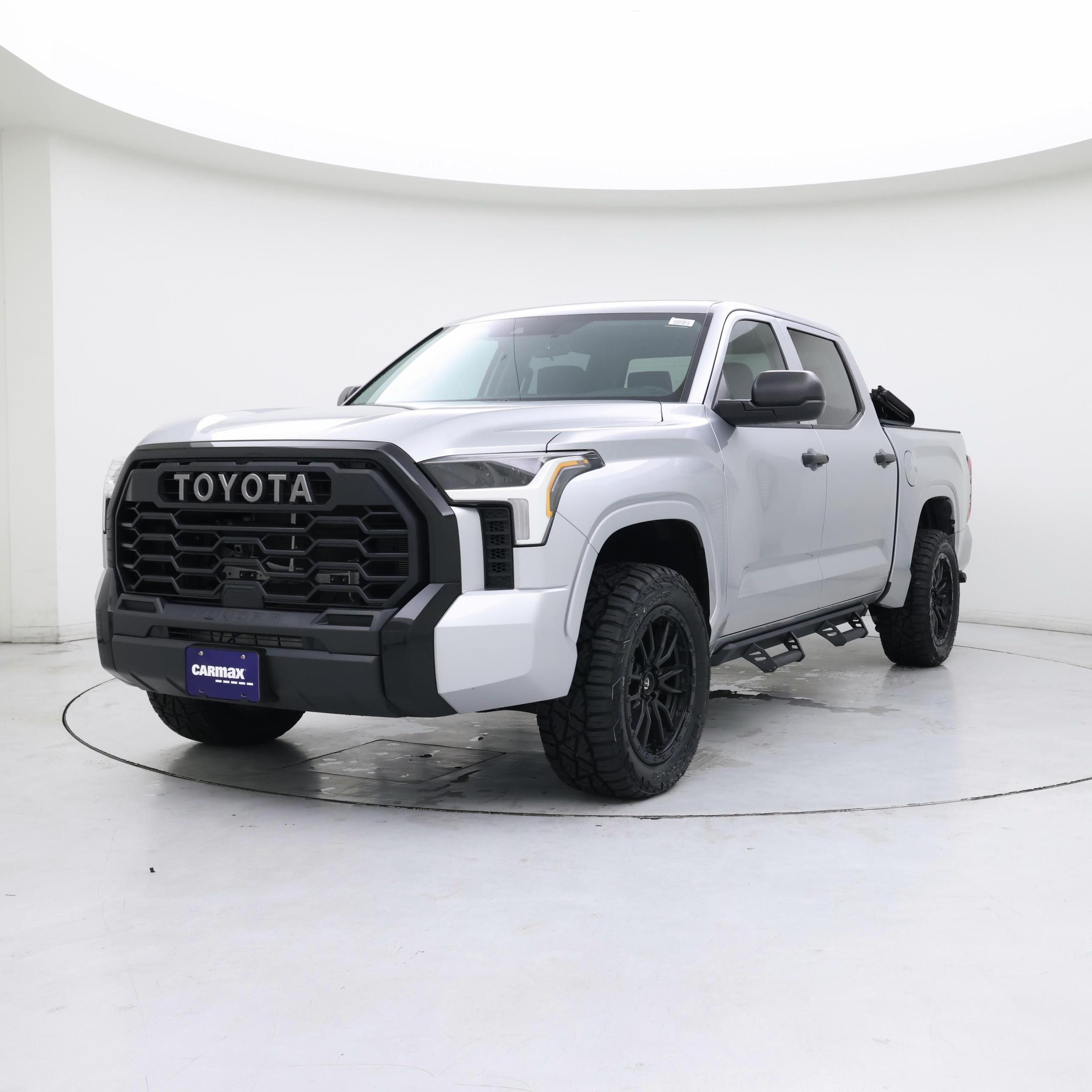 Thumbnail: 2022 Toyota Tundra - 4