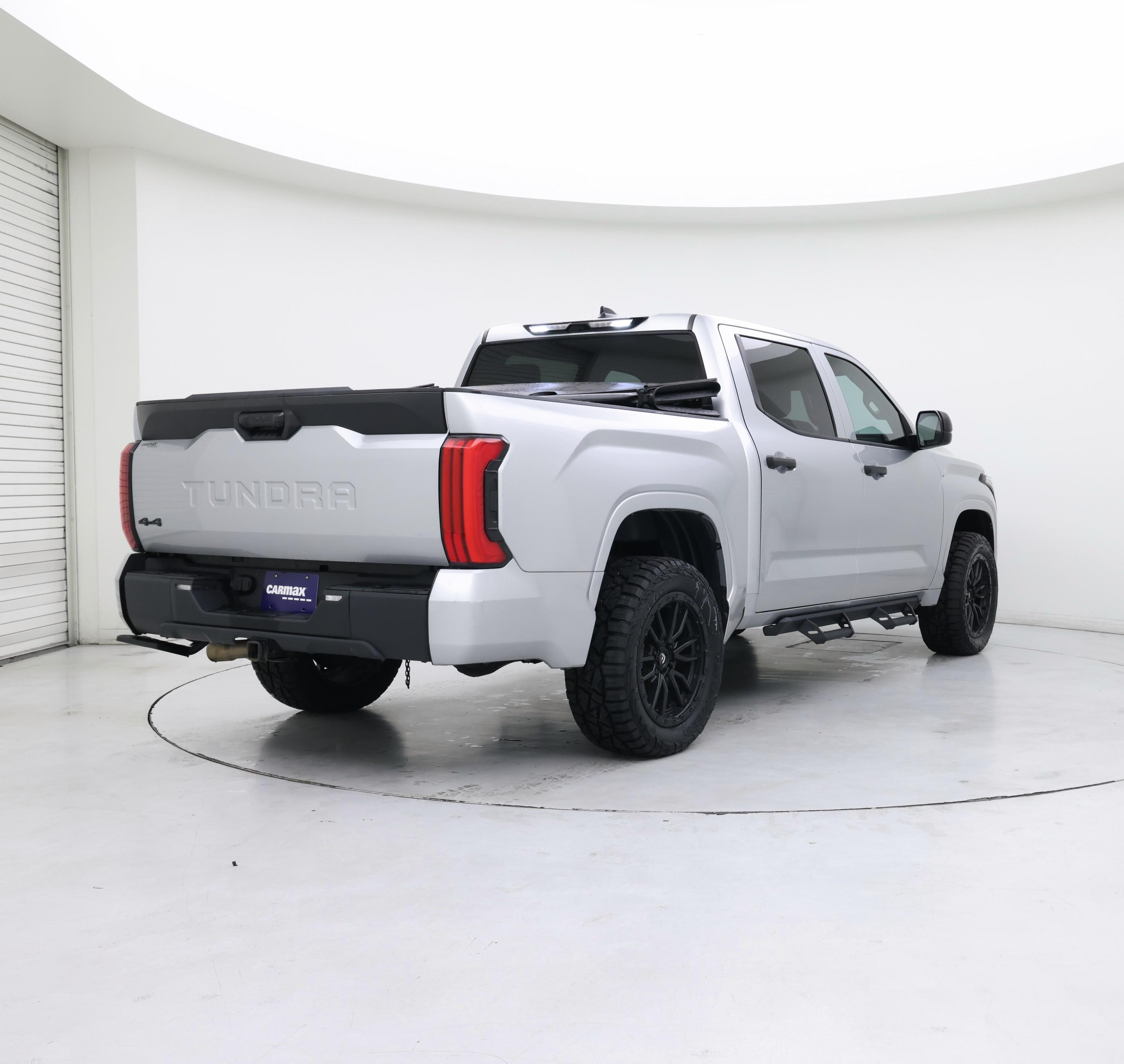Thumbnail: 2022 Toyota Tundra - 8