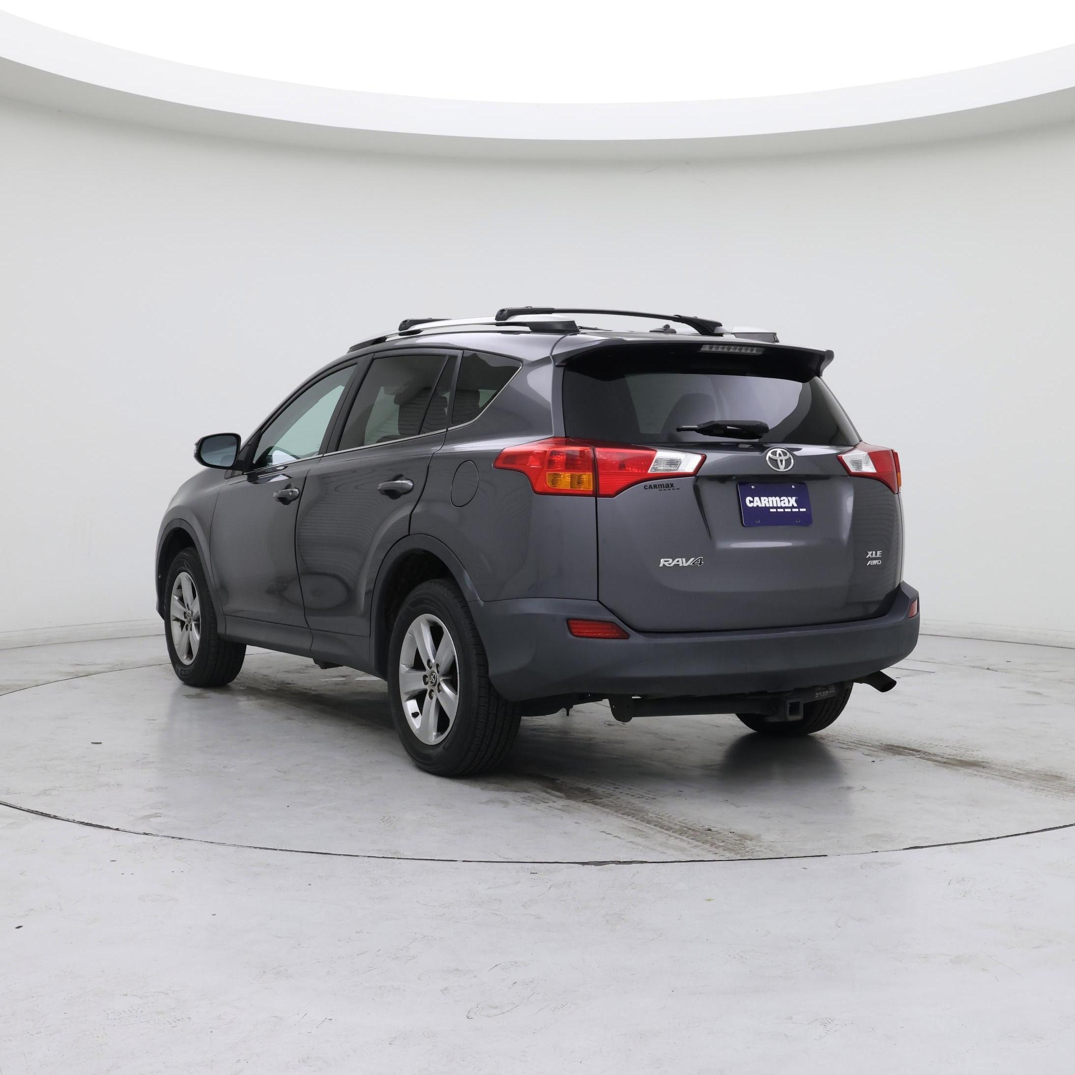 Thumbnail: 2015 Toyota RAV4 - 2
