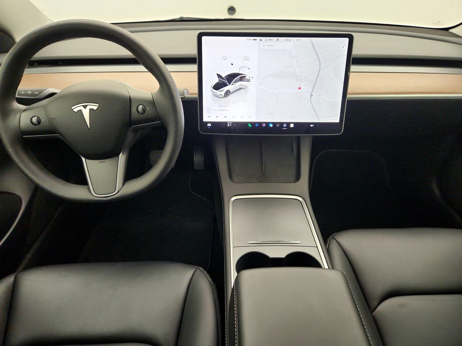 Thumbnail: 2023 Tesla Model 3 - 9