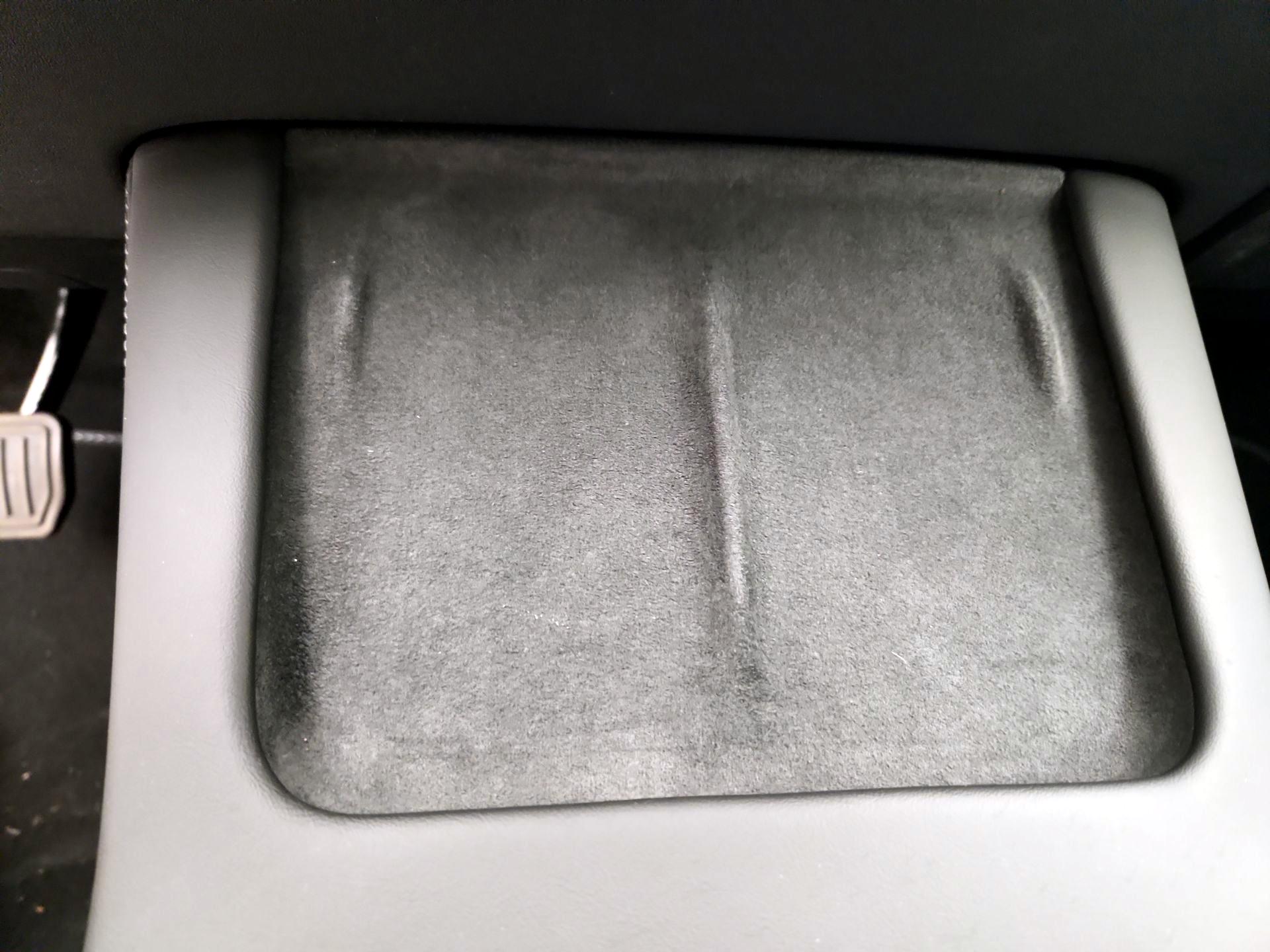 Thumbnail: 2023 Tesla Model 3 - 18