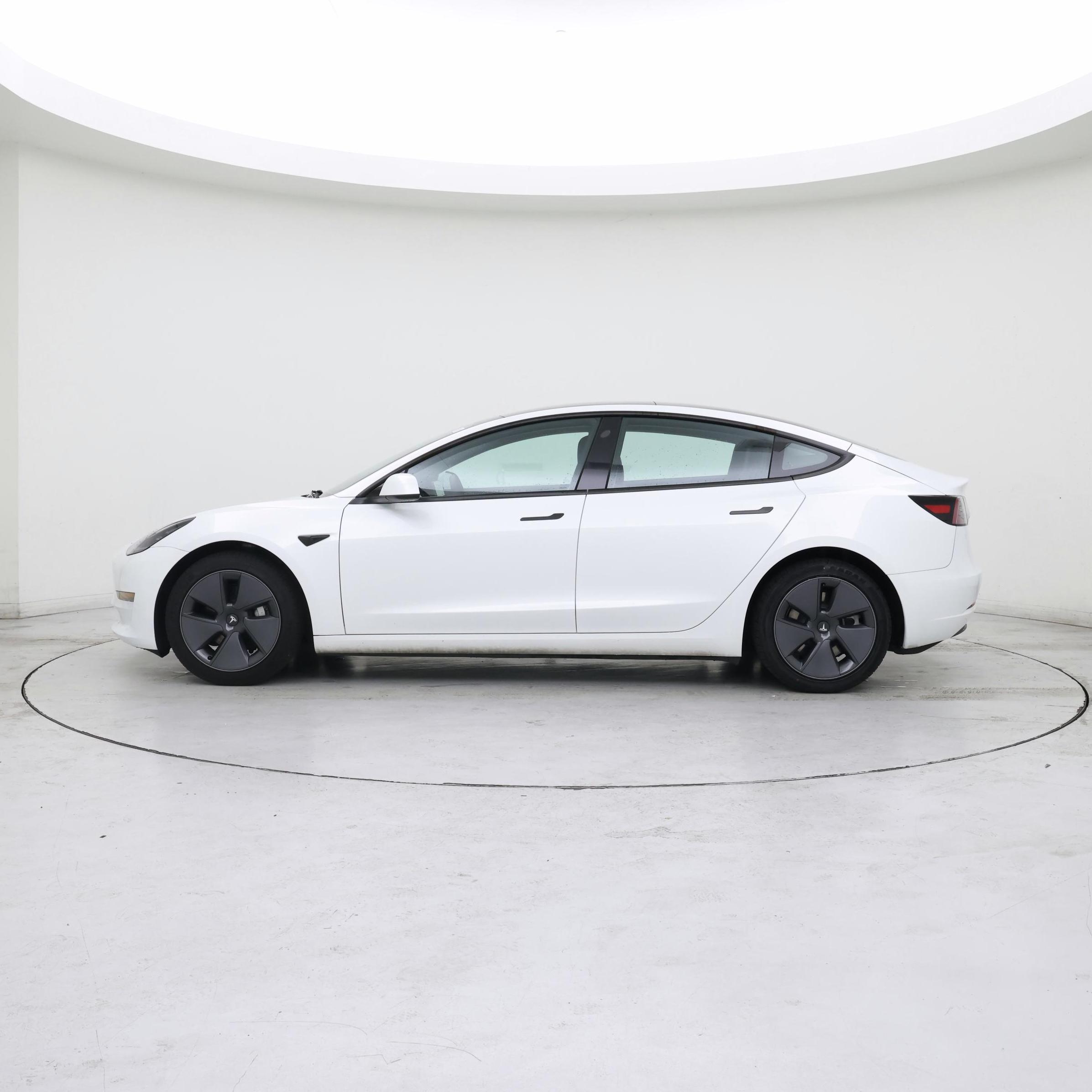 Thumbnail: 2023 Tesla Model 3 - 3