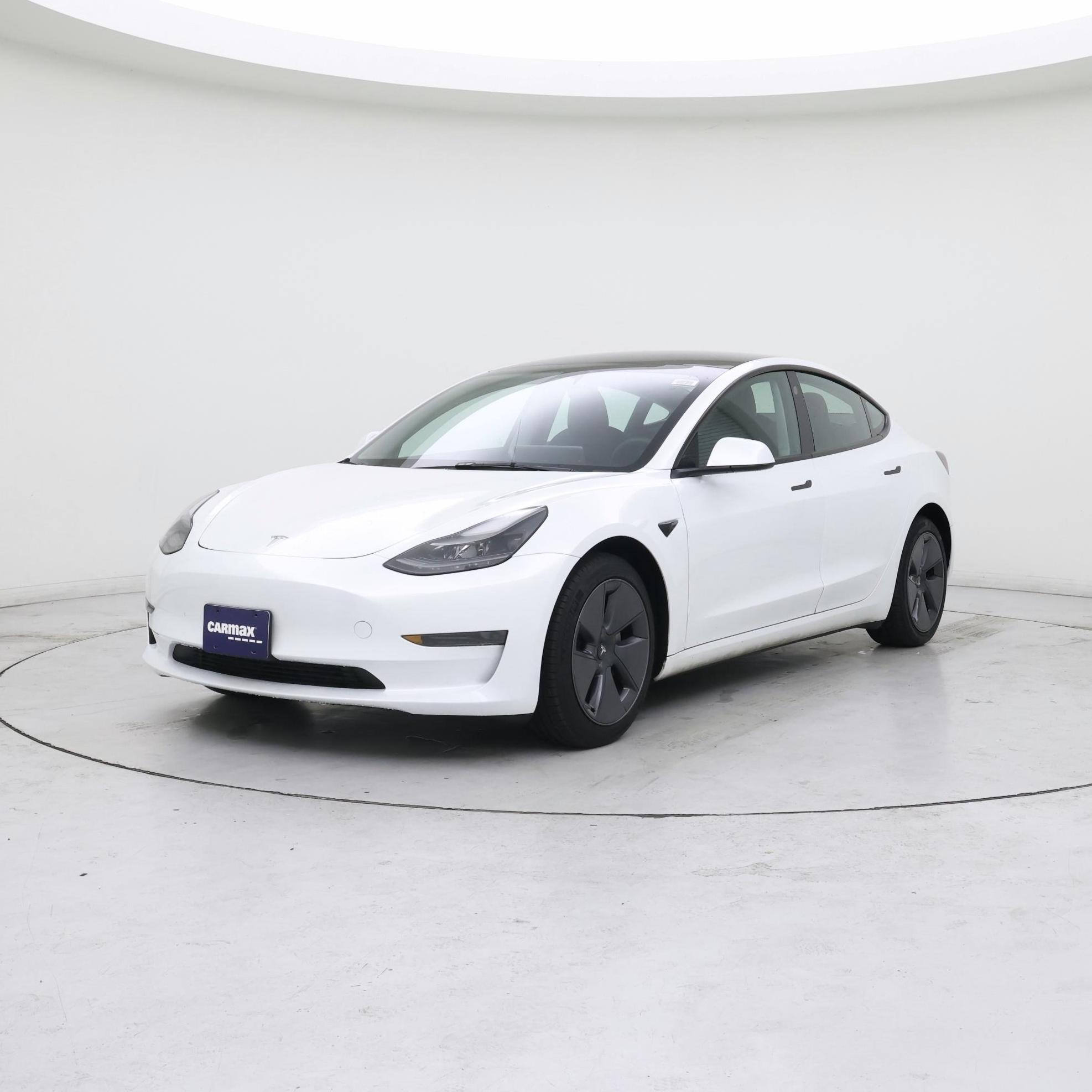 Thumbnail: 2023 Tesla Model 3 - 4