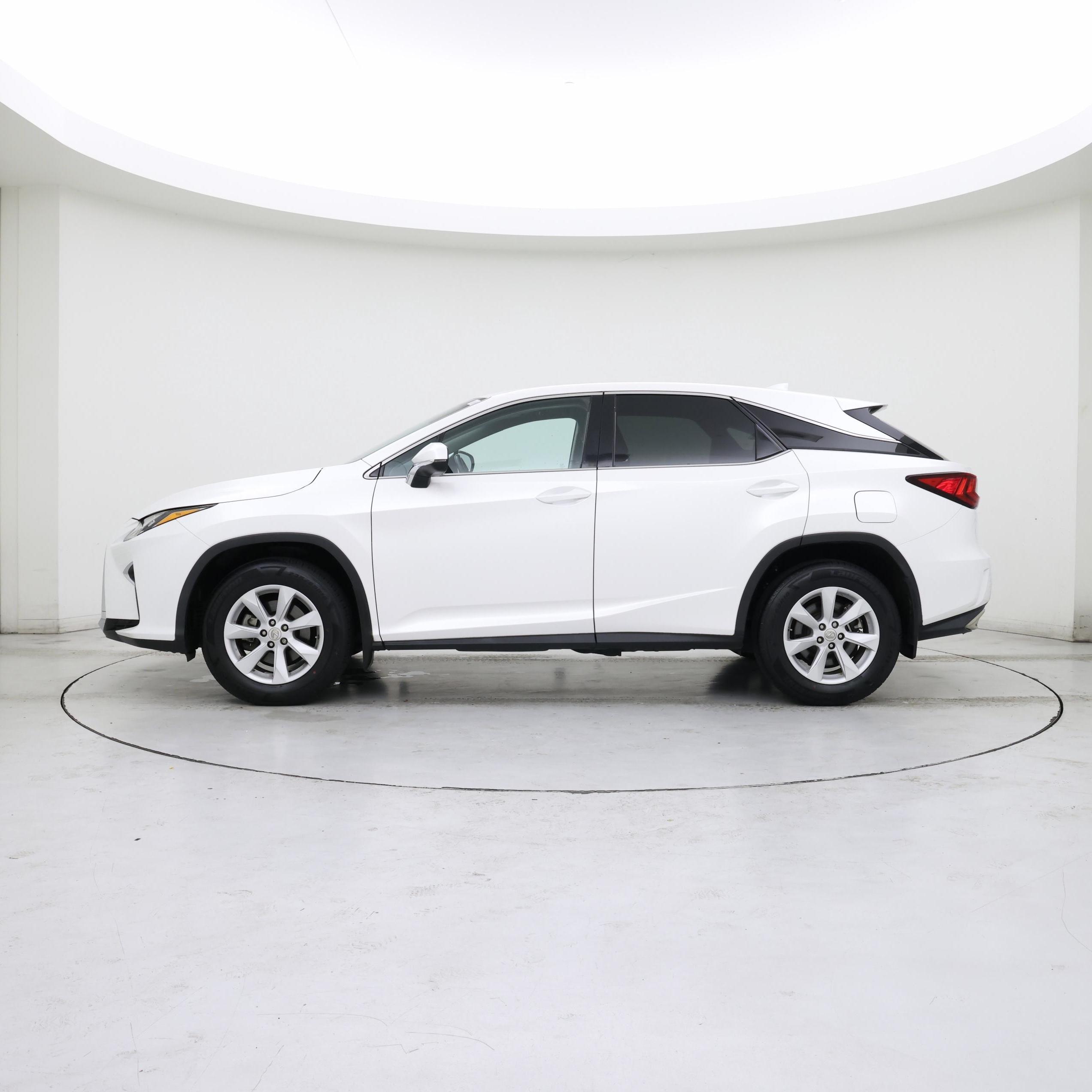 Thumbnail: 2017 Lexus RX - 3