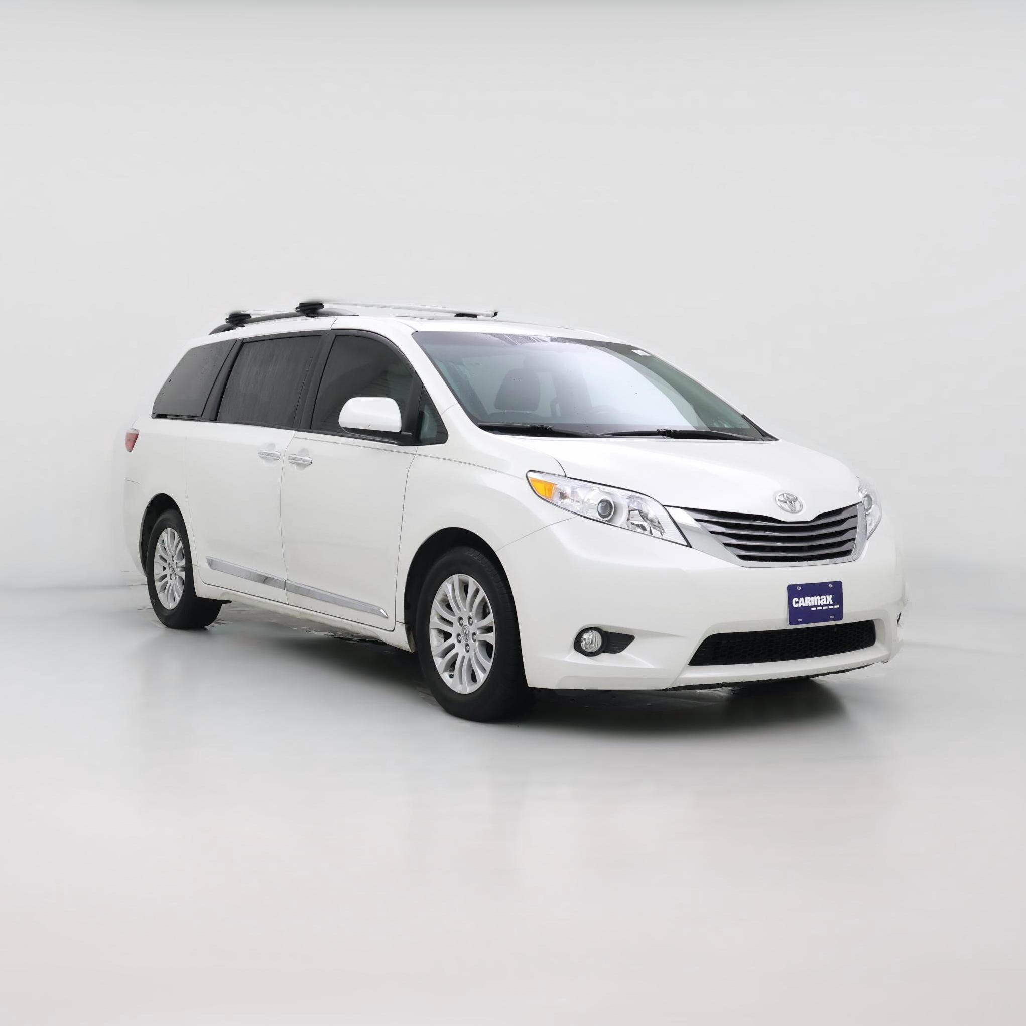 Thumbnail: 2015 Toyota Sienna - 1