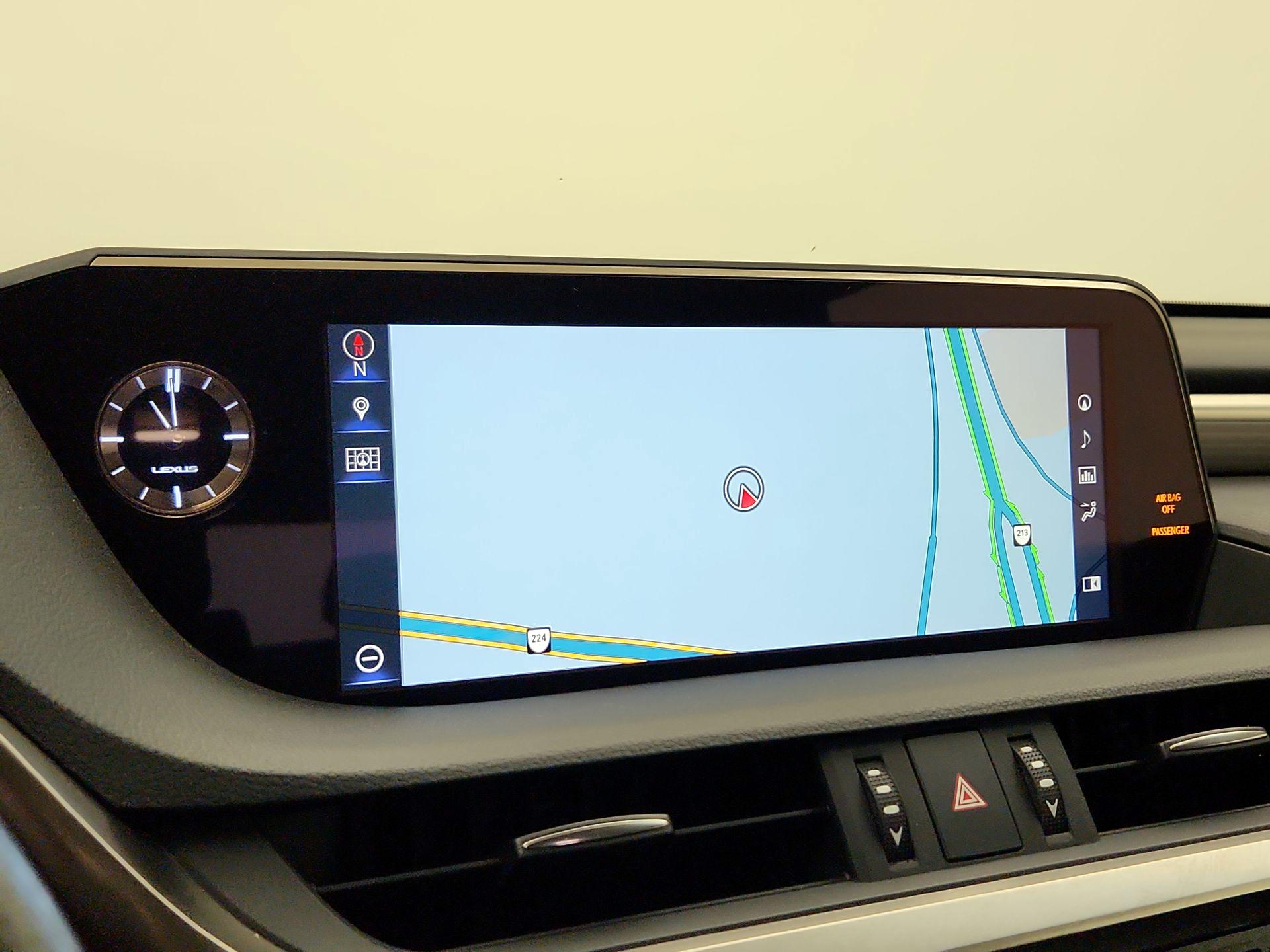 Thumbnail: 2019 Lexus ES - 14