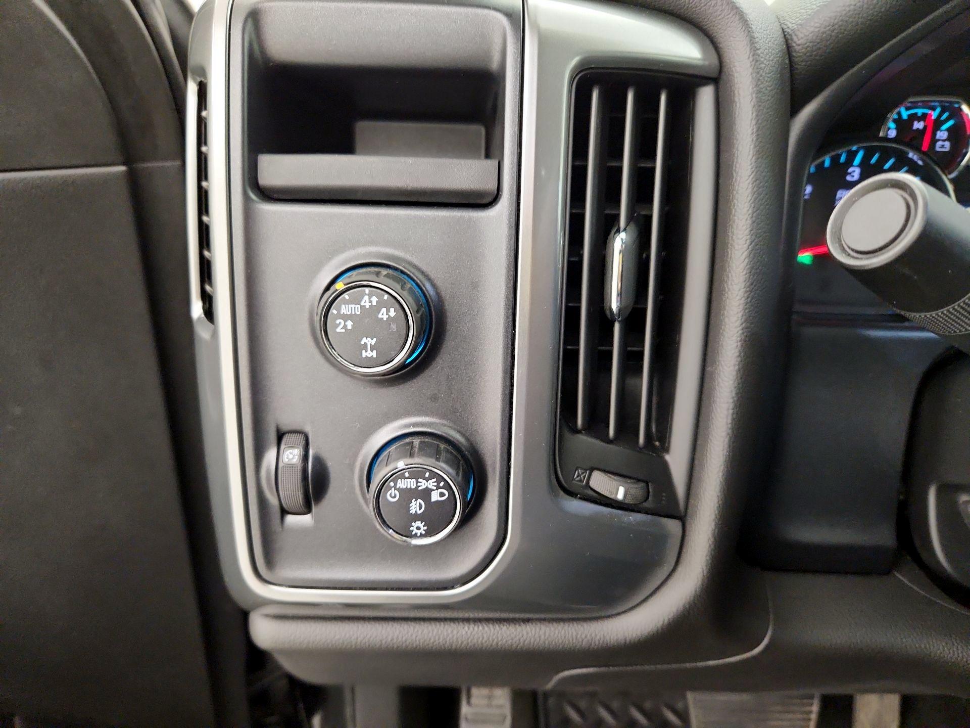 Thumbnail: 2014 Chevrolet Silverado 1500 - 13