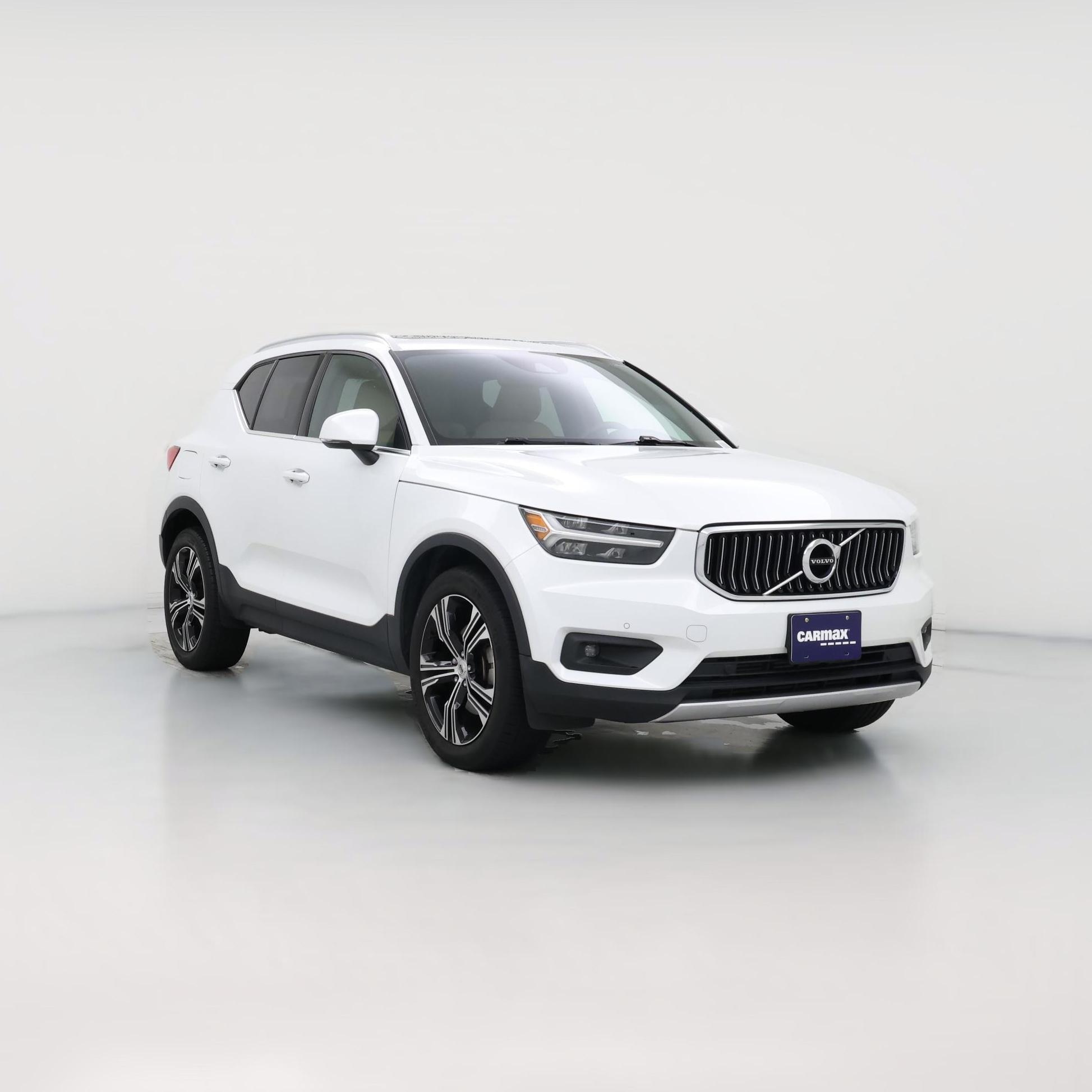 Thumbnail: 2021 Volvo XC40 - 1