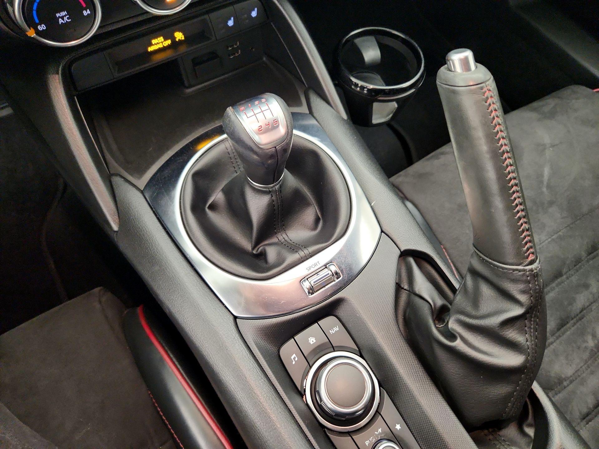 Thumbnail: 2018 Fiat 124 Spider - 16