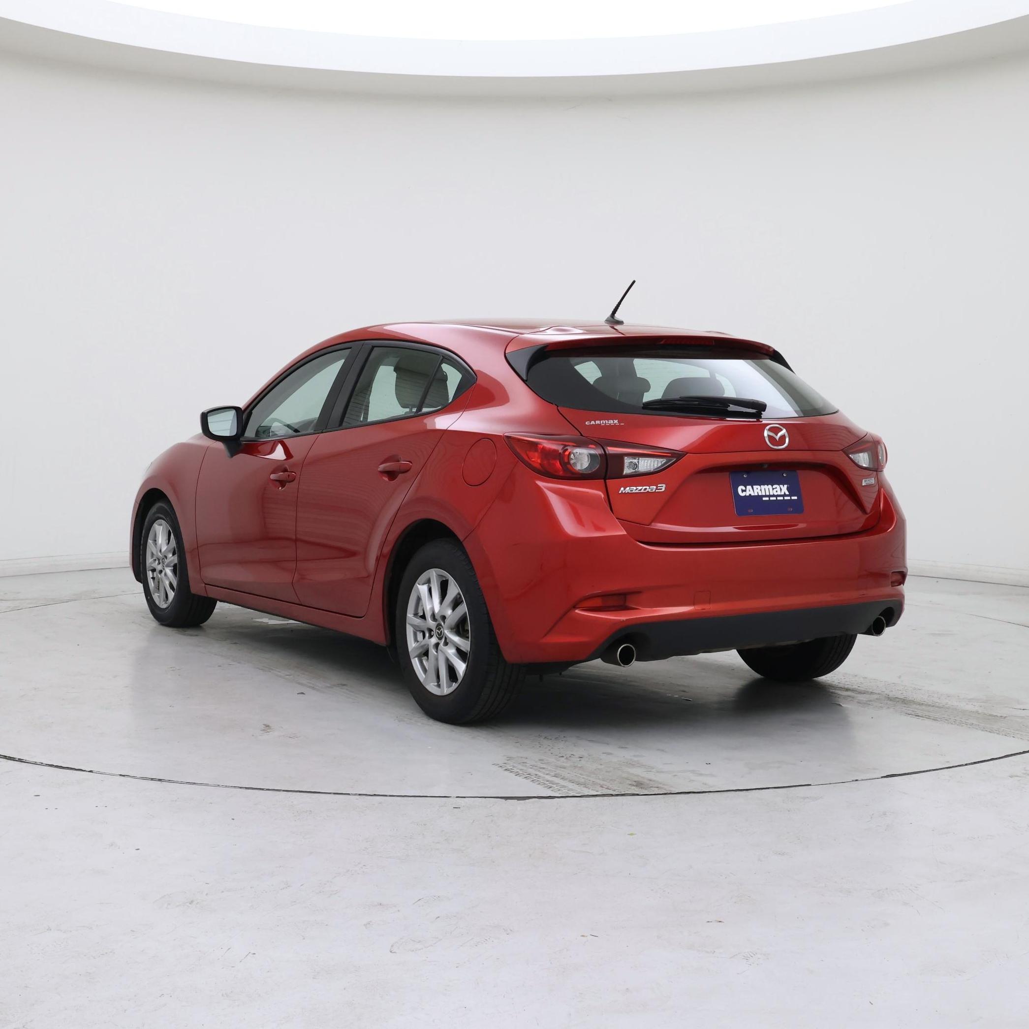 Thumbnail: 2018 Mazda Mazda3 - 2