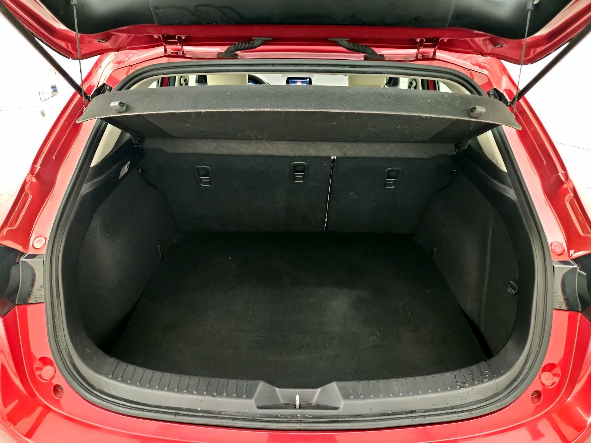 Thumbnail: 2018 Mazda Mazda3 - 20