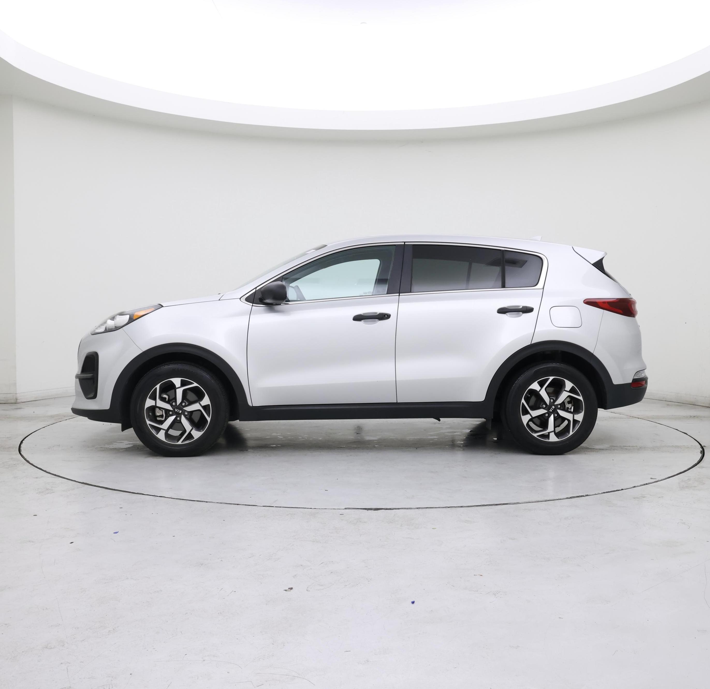Thumbnail: 2020 Kia Sportage - 3