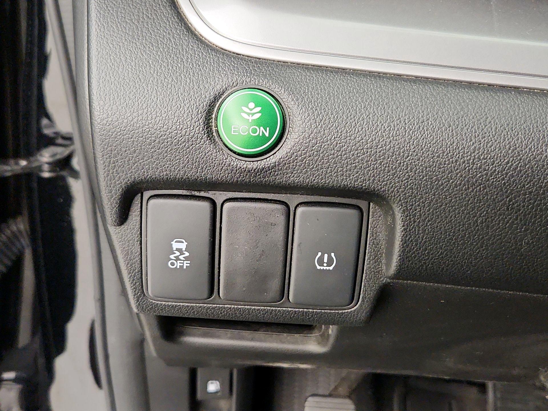 Thumbnail: 2015 Honda CR-V - 13