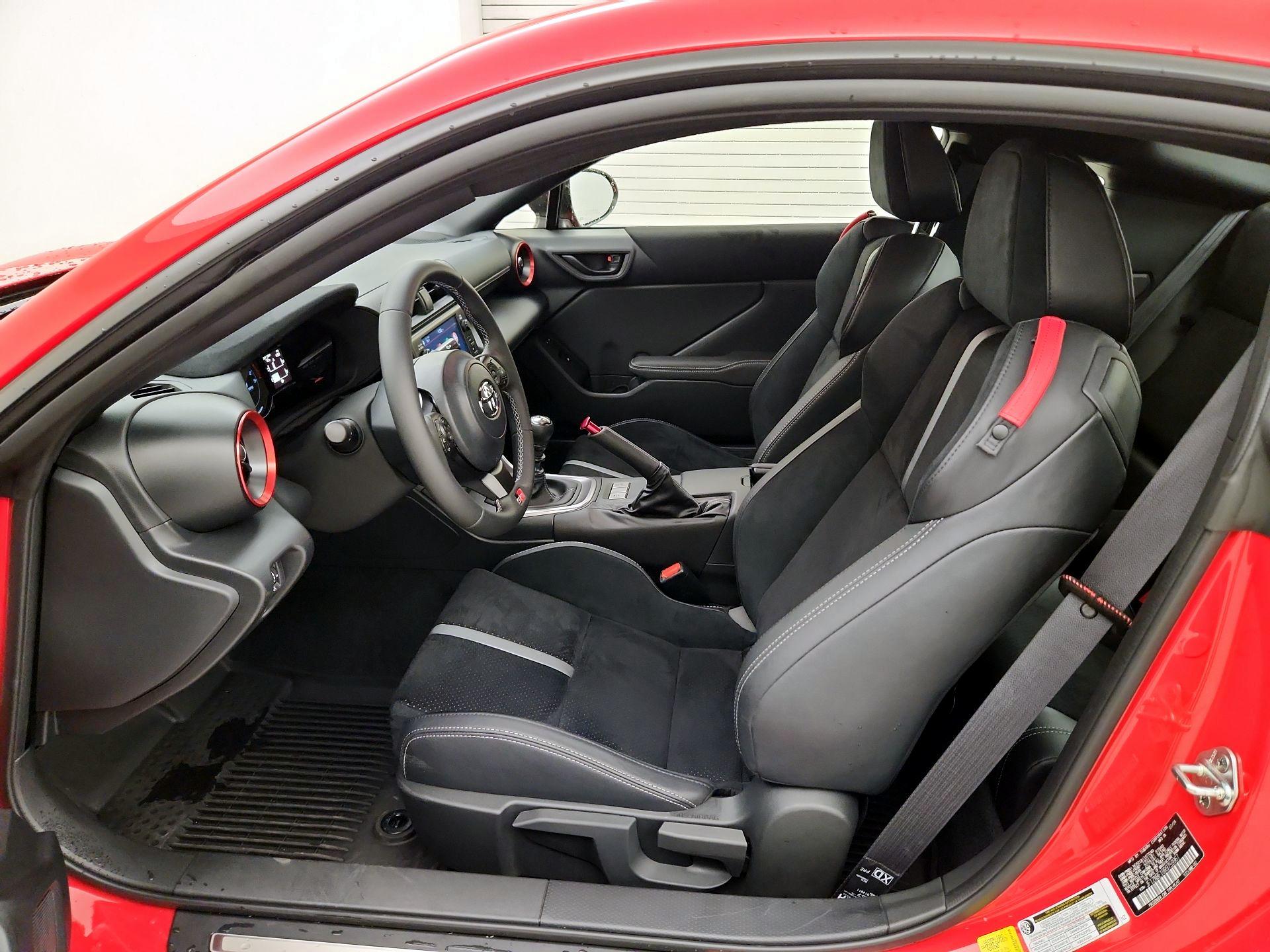 Thumbnail: 2024 Toyota GR86 - 11
