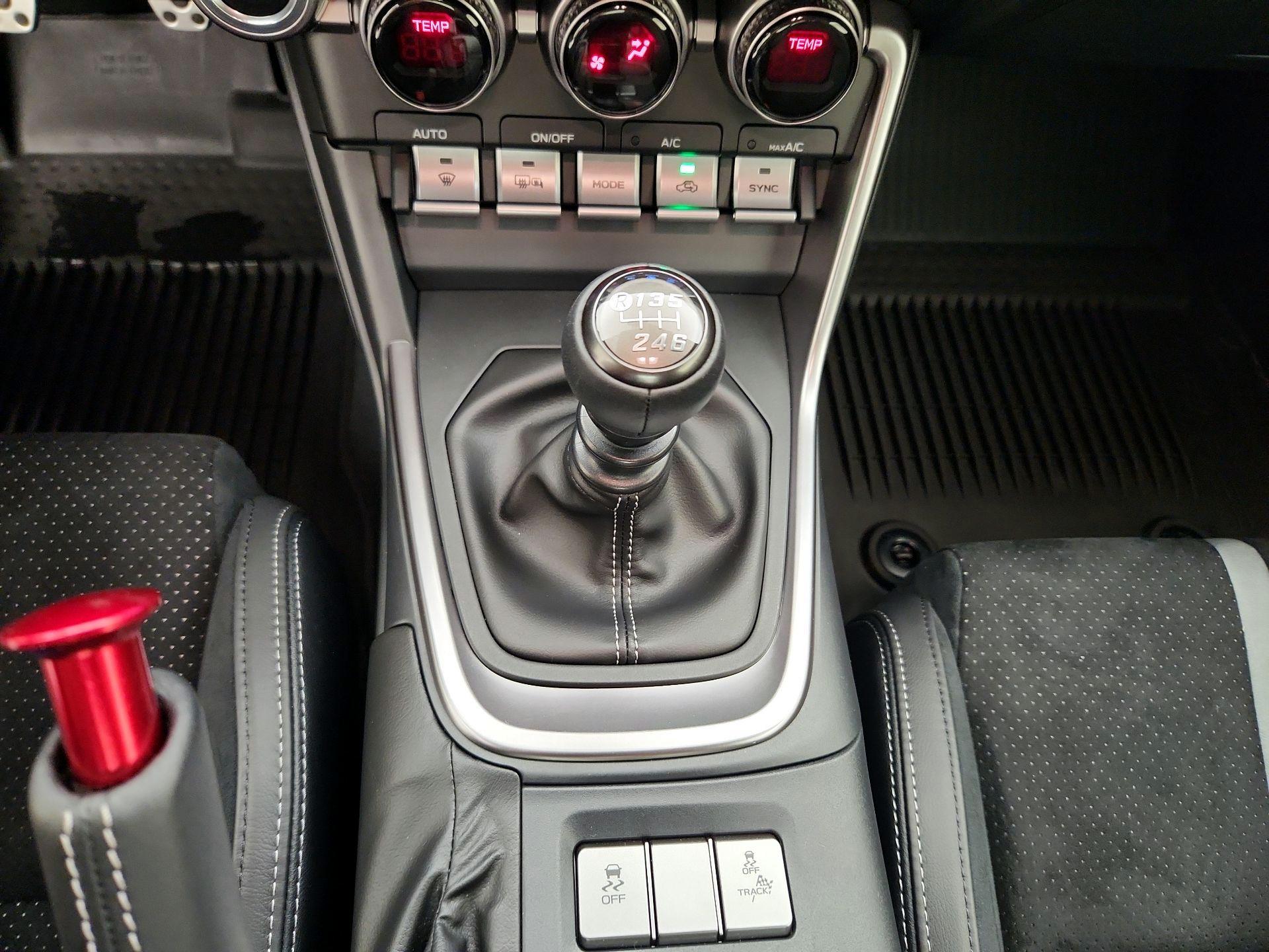 Thumbnail: 2024 Toyota GR86 - 17