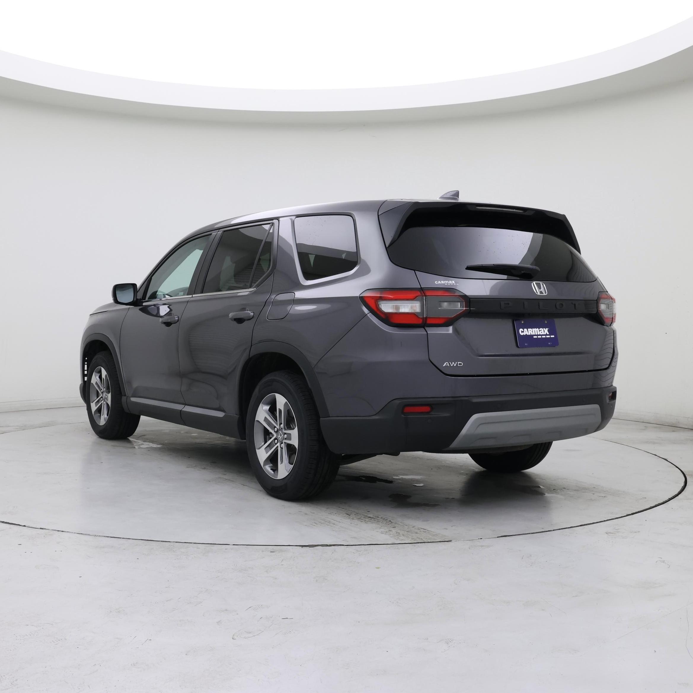 Thumbnail: 2023 Honda Pilot - 2