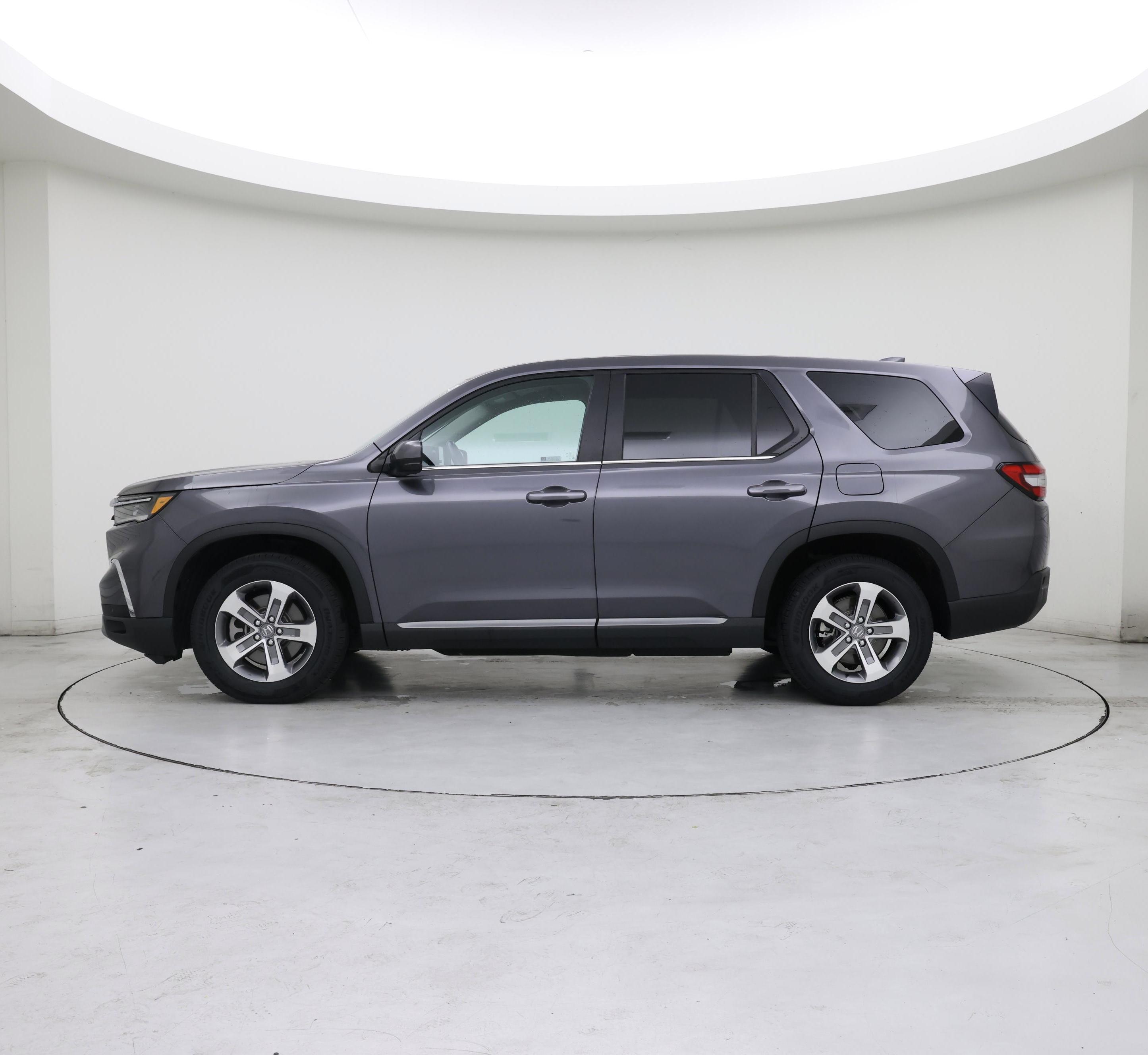 Thumbnail: 2023 Honda Pilot - 3