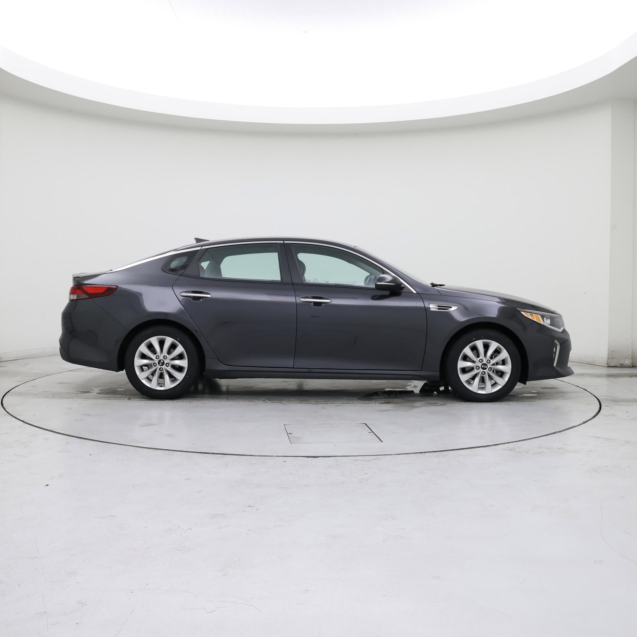 Thumbnail: 2018 Kia Optima - 7