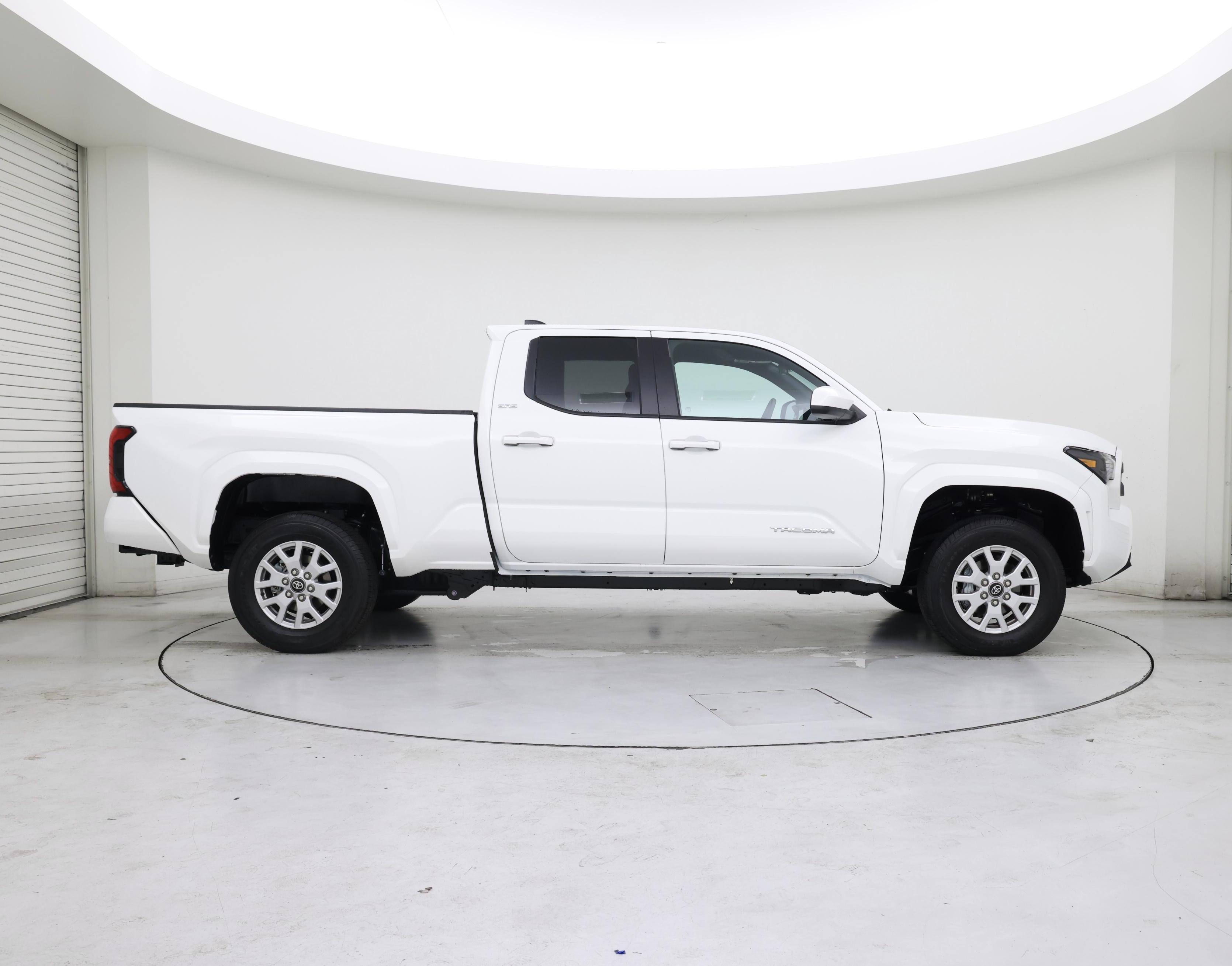 Thumbnail: 2025 Toyota Tacoma - 7