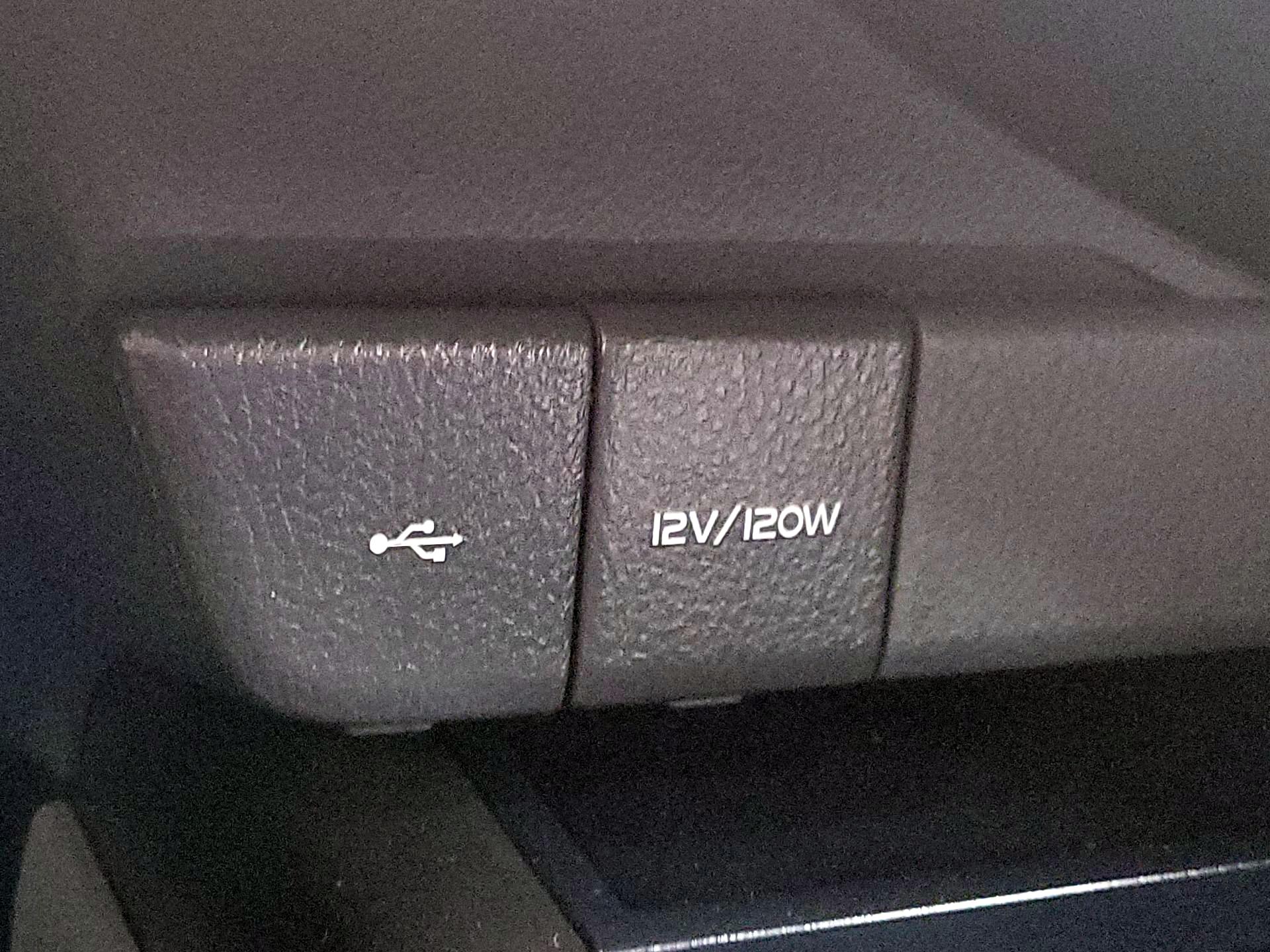 Thumbnail: 2022 Toyota Camry - 18