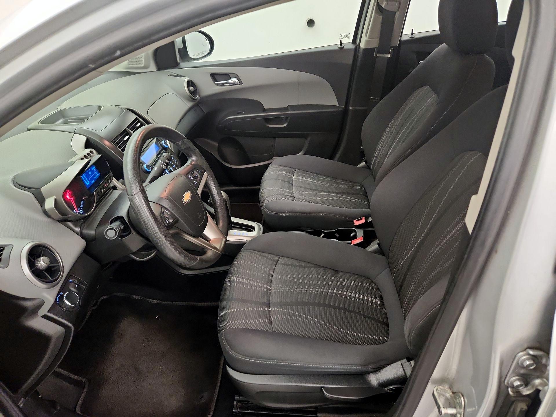 Thumbnail: 2014 Chevrolet Sonic - 11