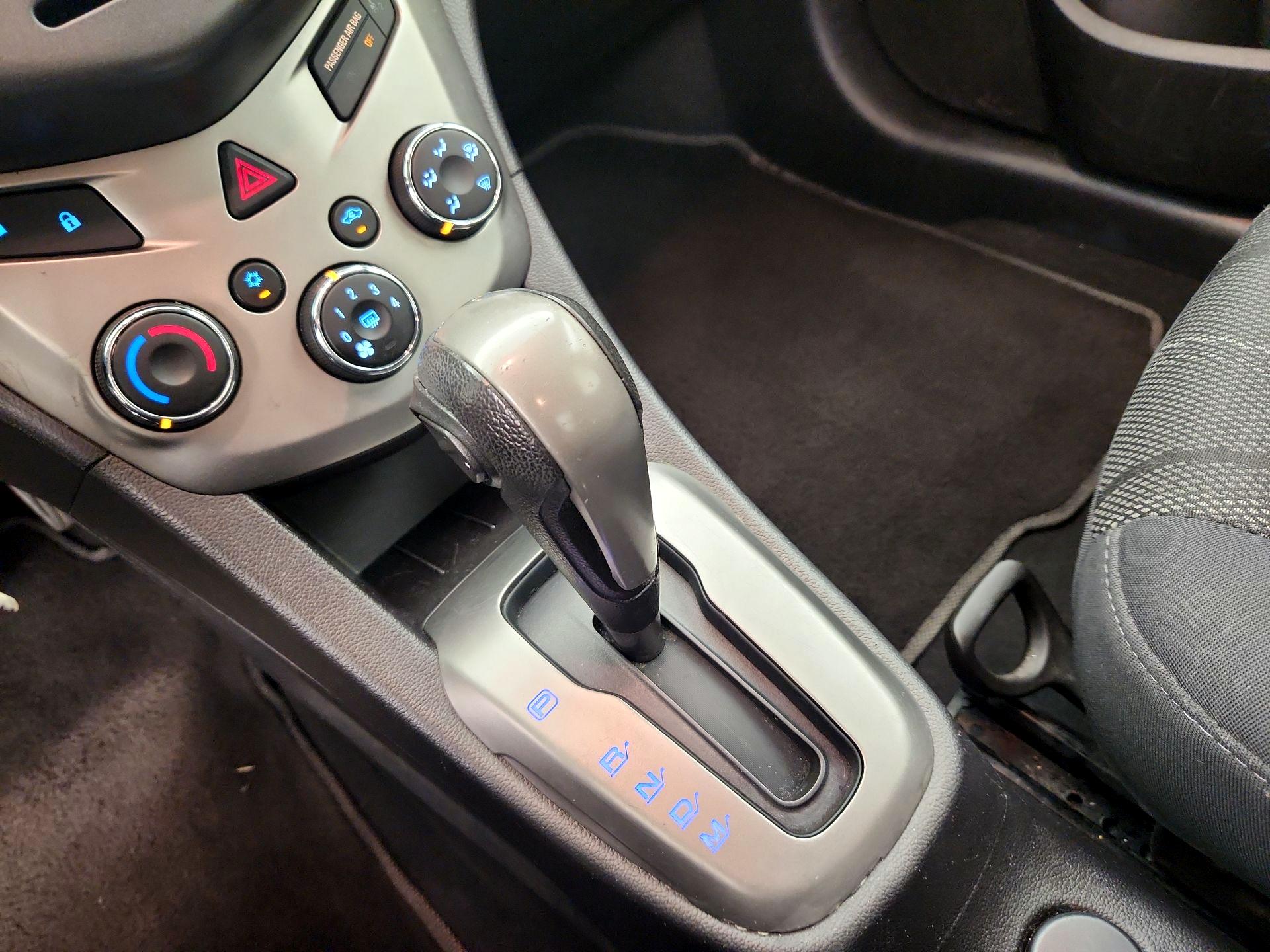 Thumbnail: 2014 Chevrolet Sonic - 16