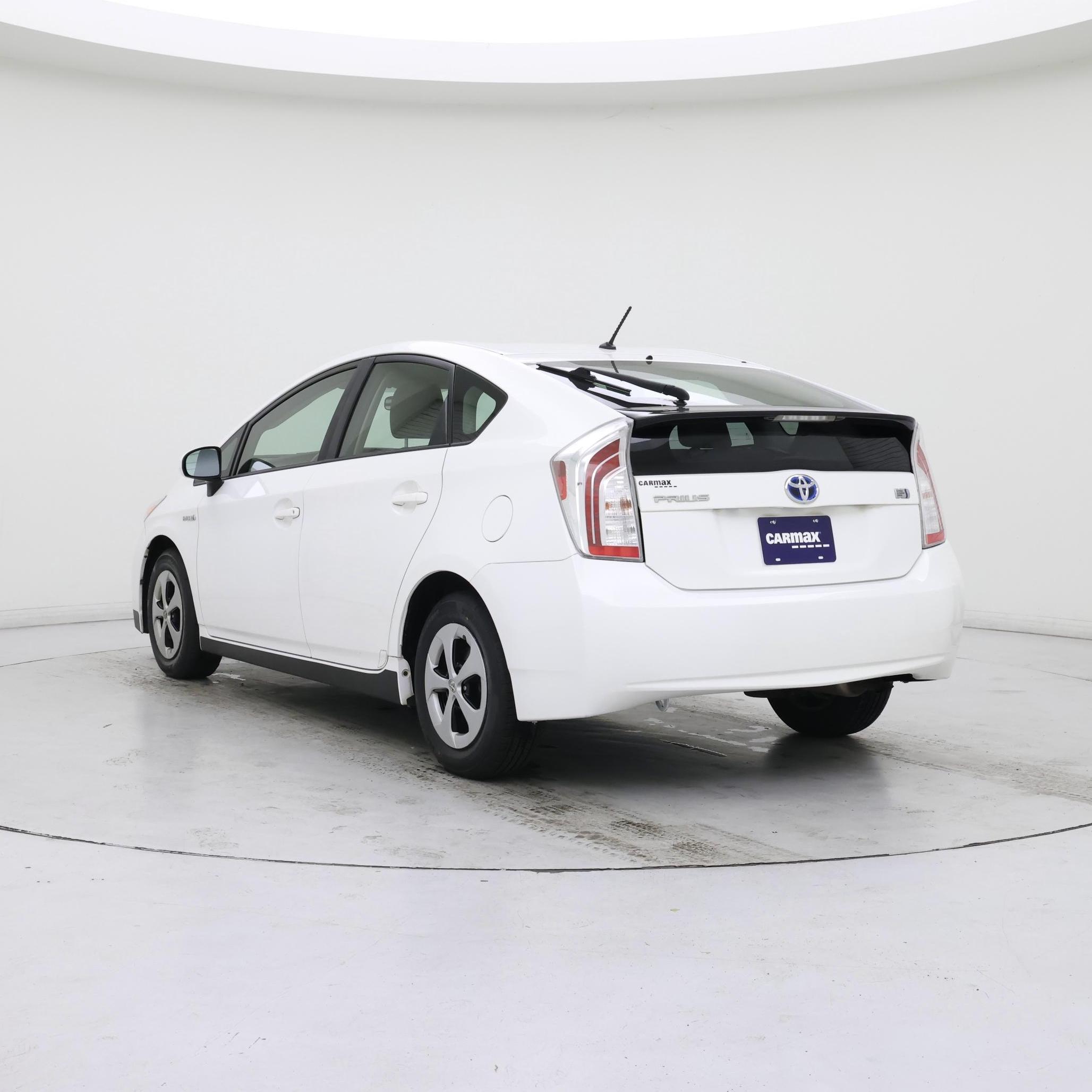 Thumbnail: 2014 Toyota Prius - 2