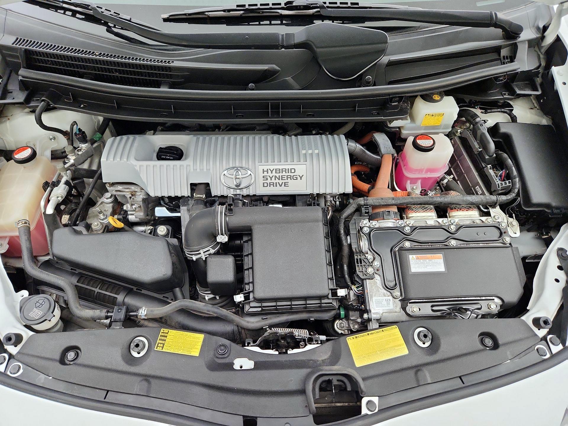 Thumbnail: 2014 Toyota Prius - 20