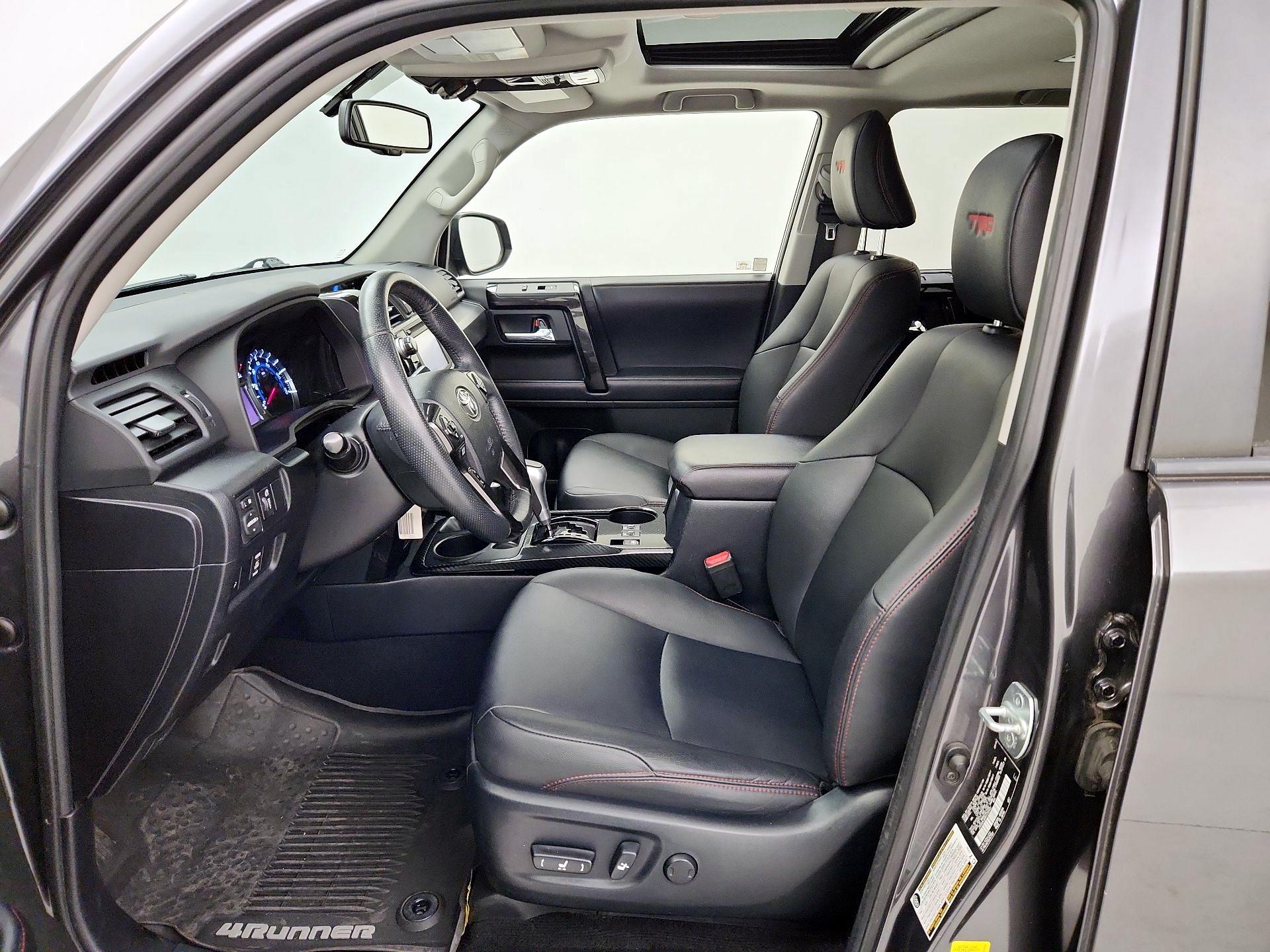 Thumbnail: 2019 Toyota 4Runner - 11