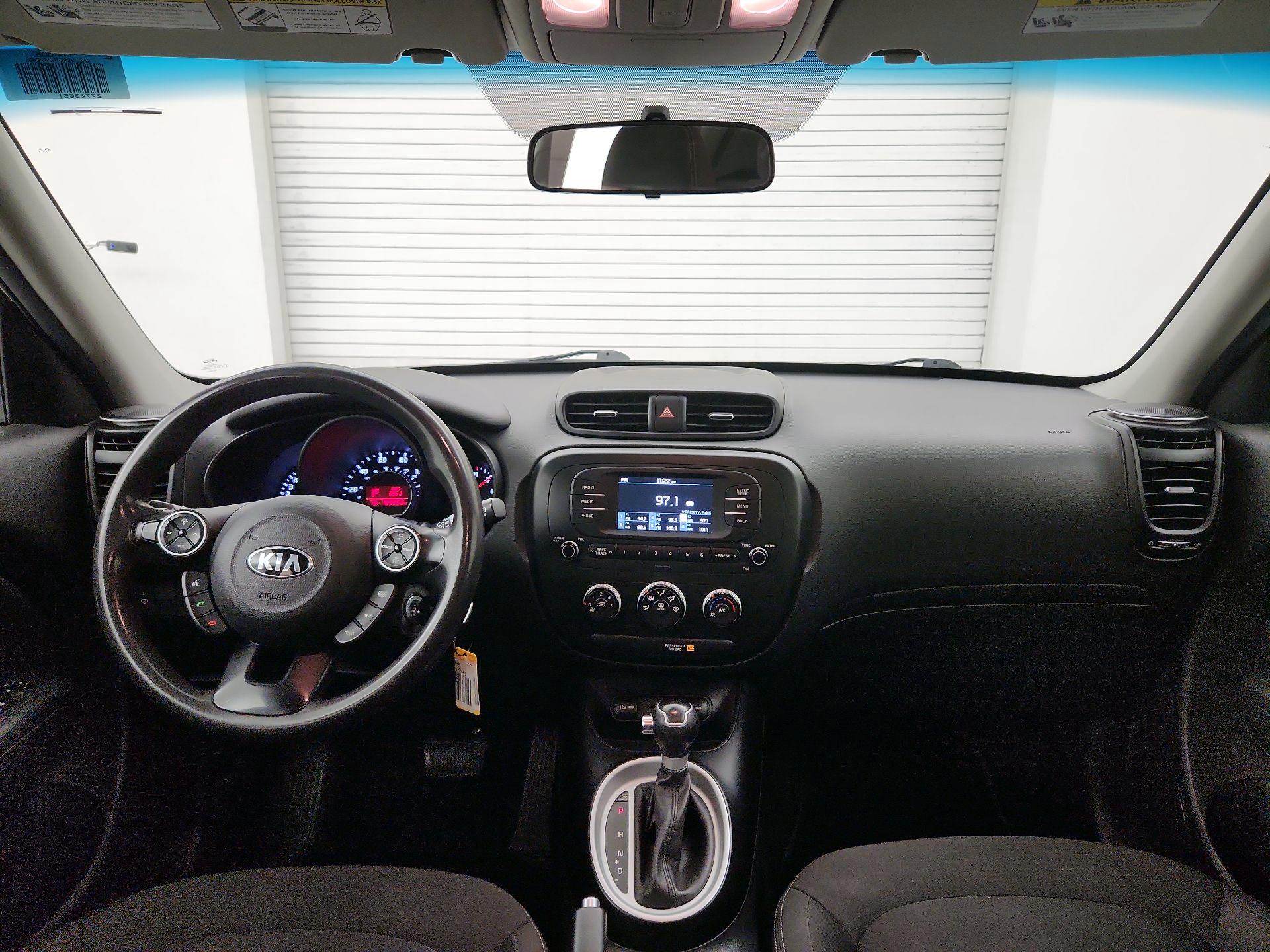 Thumbnail: 2017 Kia Soul - 9