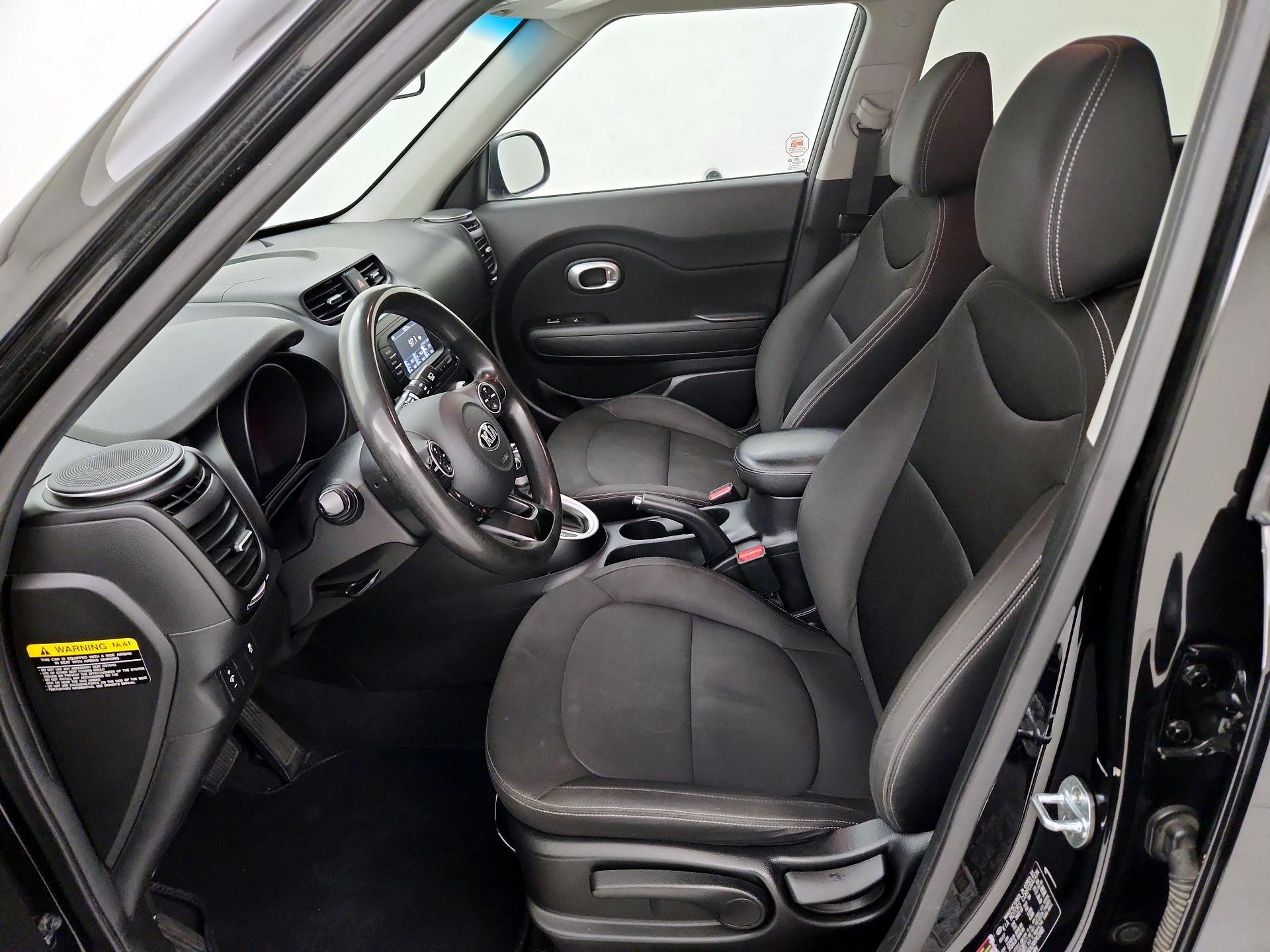Thumbnail: 2017 Kia Soul - 11