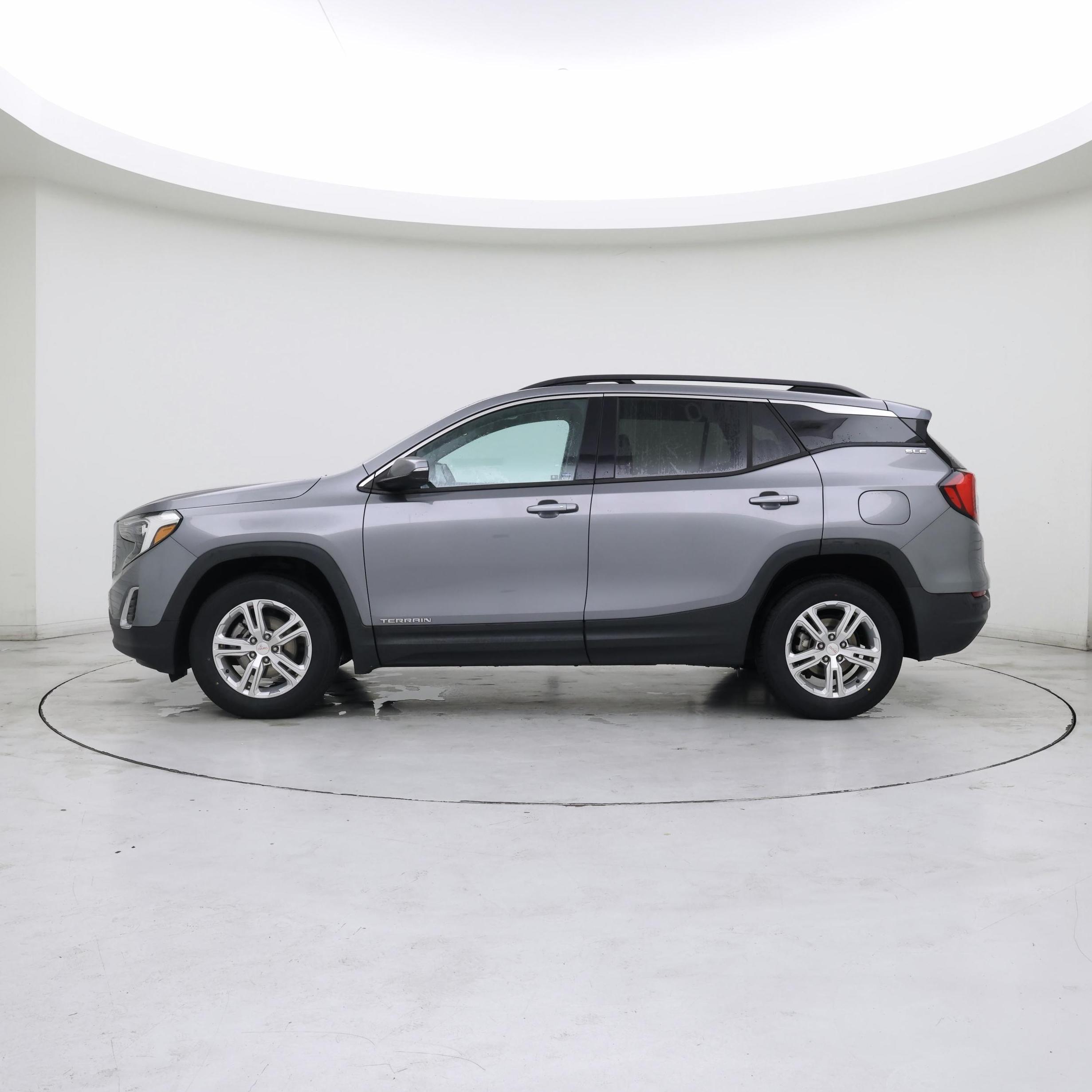 Thumbnail: 2018 GMC Terrain - 3