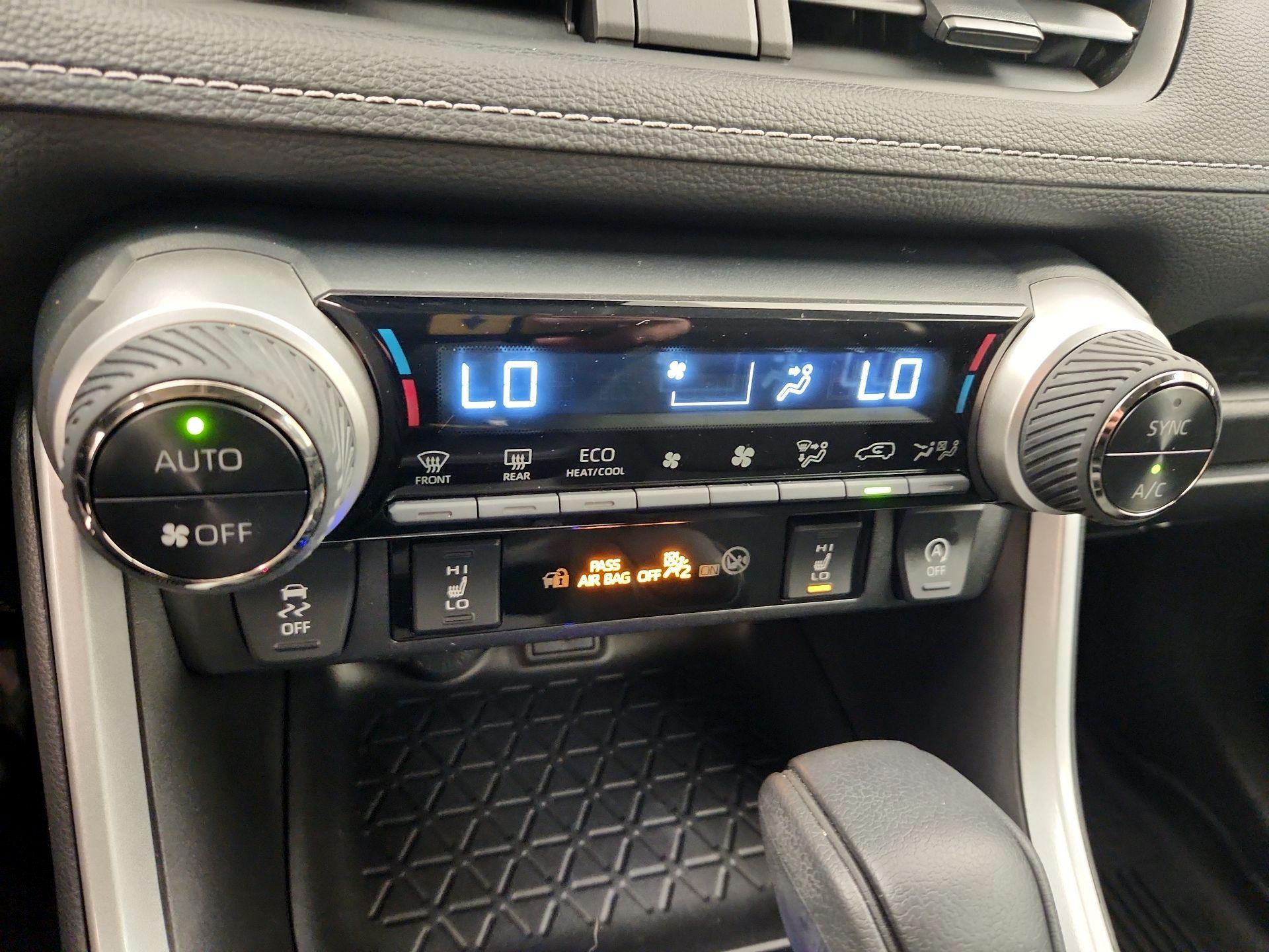 Thumbnail: 2023 Toyota RAV4 - 16