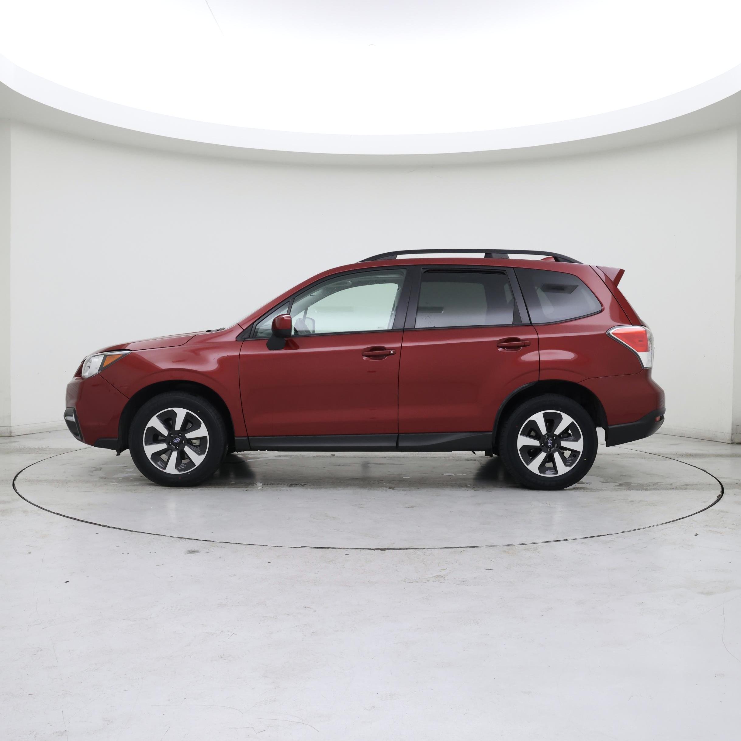 Thumbnail: 2018 Subaru Forester - 3