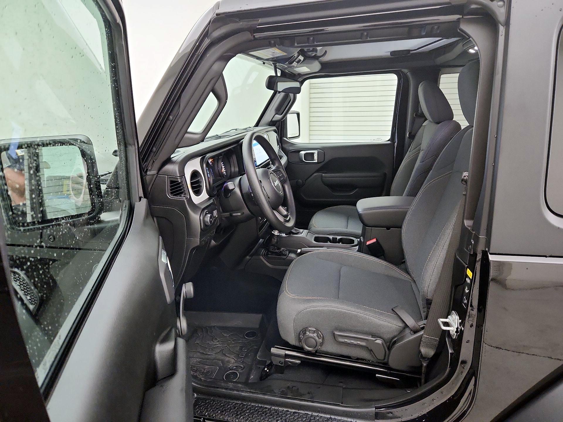 Thumbnail: 2024 Jeep Wrangler - 11