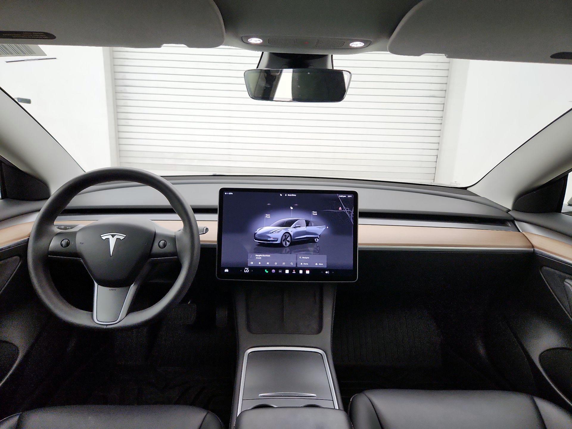 Thumbnail: 2023 Tesla Model 3 - 9