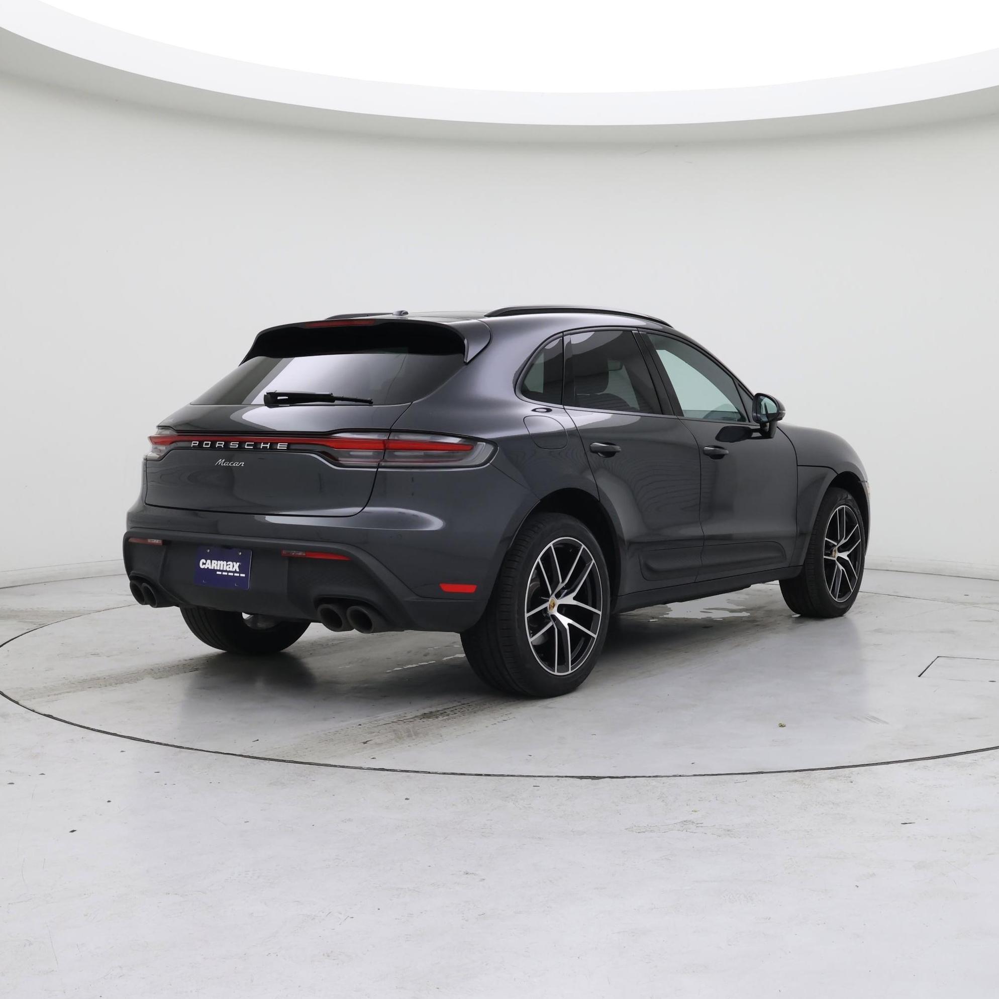 Thumbnail: 2022 Porsche Macan - 8
