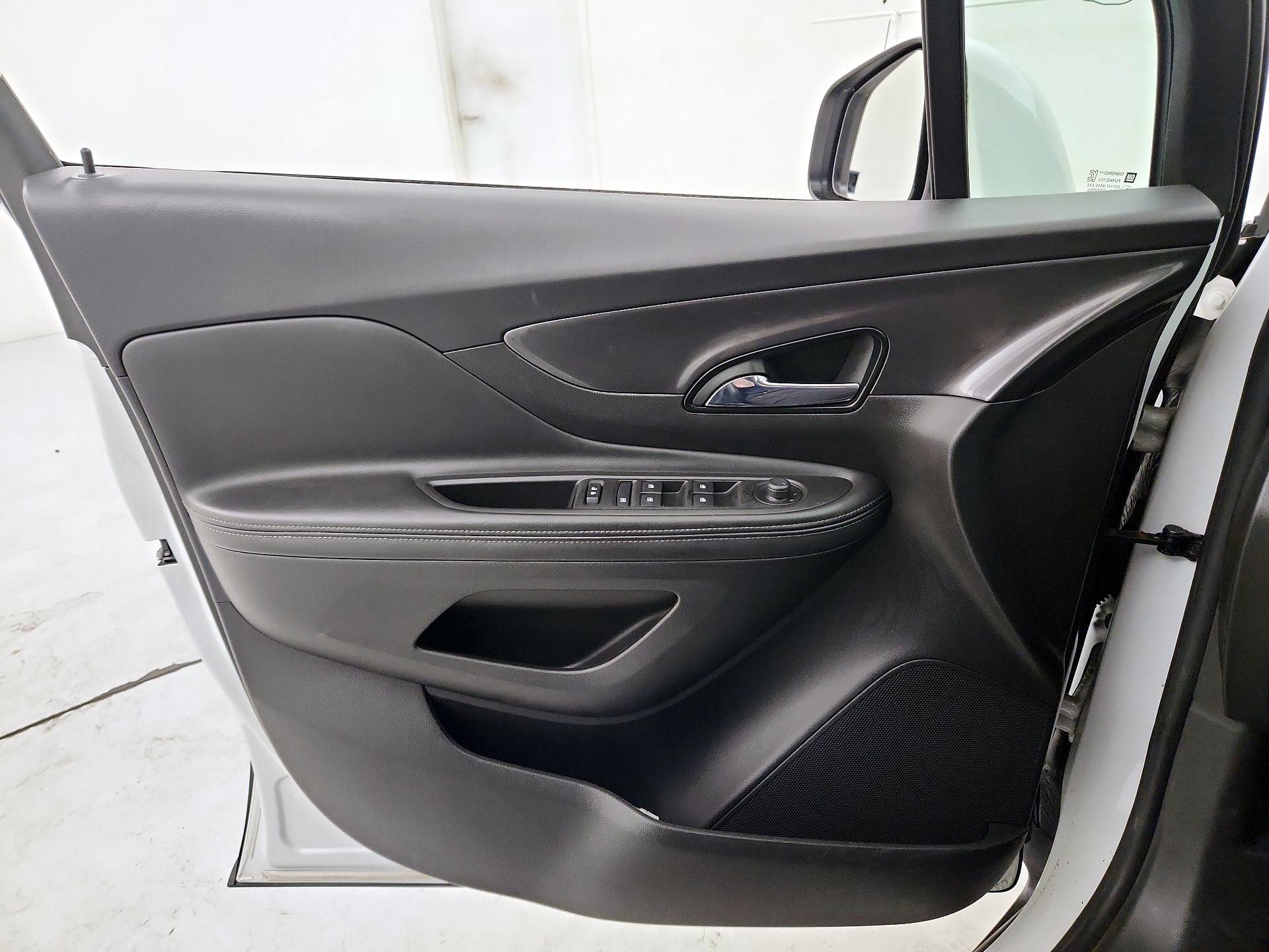 Thumbnail: 2018 Buick Encore - 12