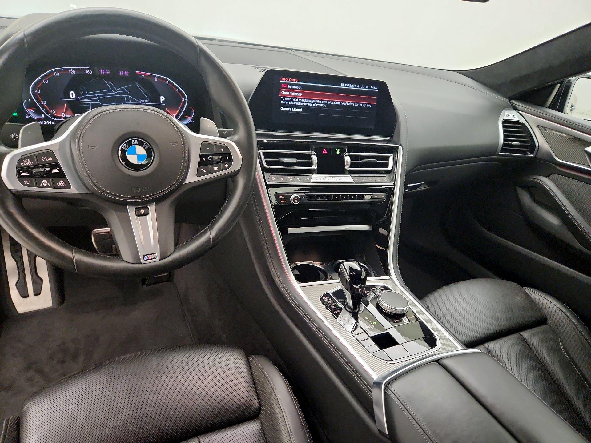 Thumbnail: 2022 BMW 8 Series - 9