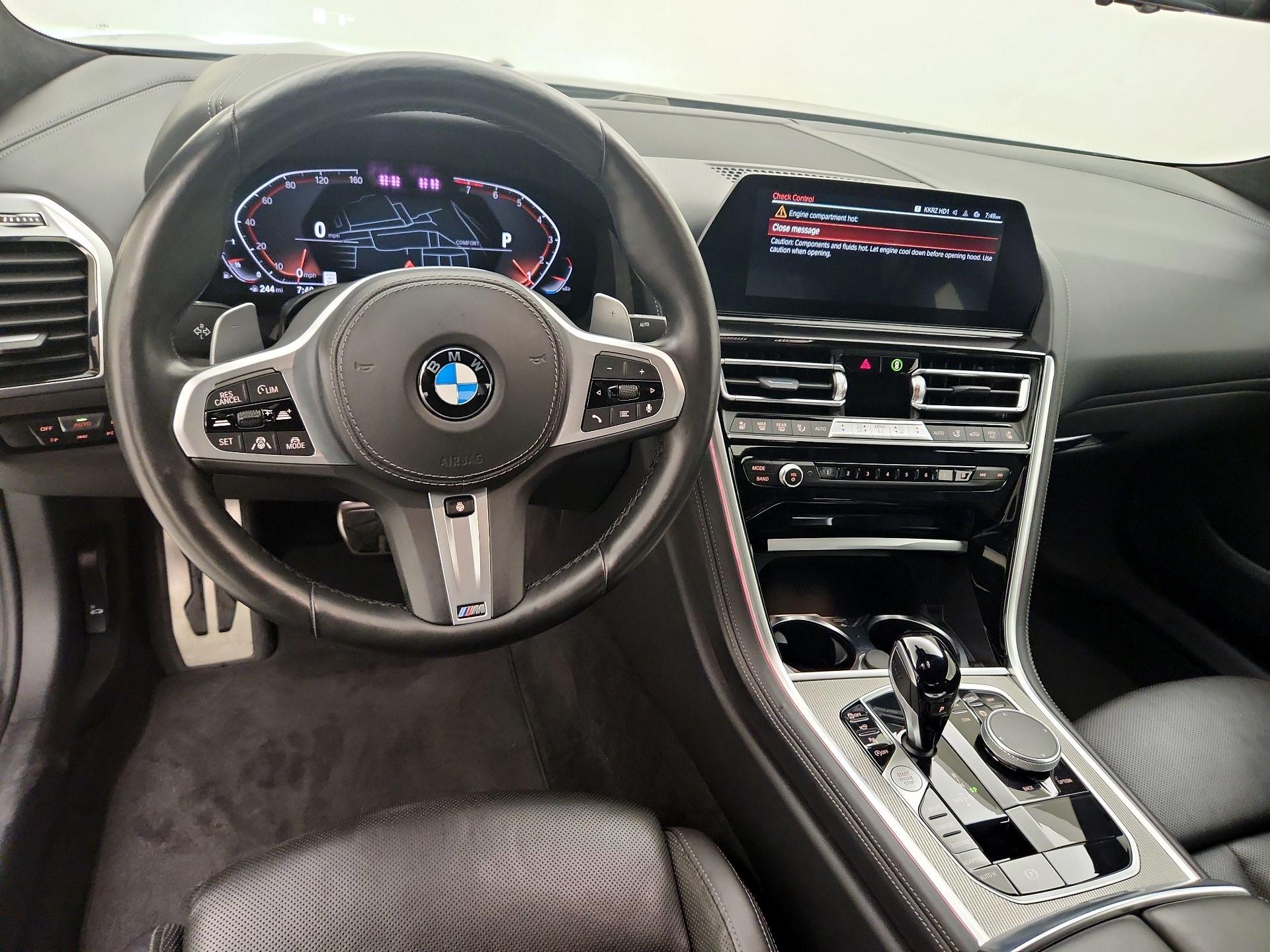 Thumbnail: 2022 BMW 8 Series - 10