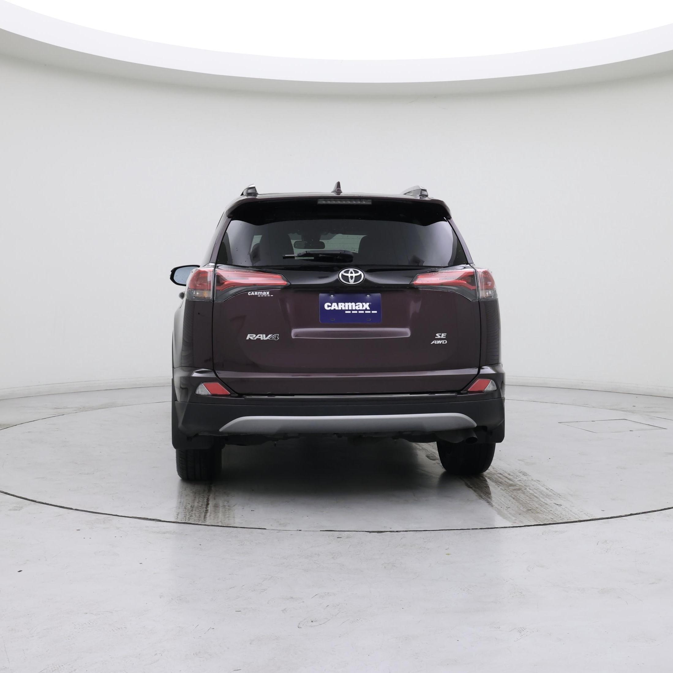 Thumbnail: 2017 Toyota RAV4 - 6