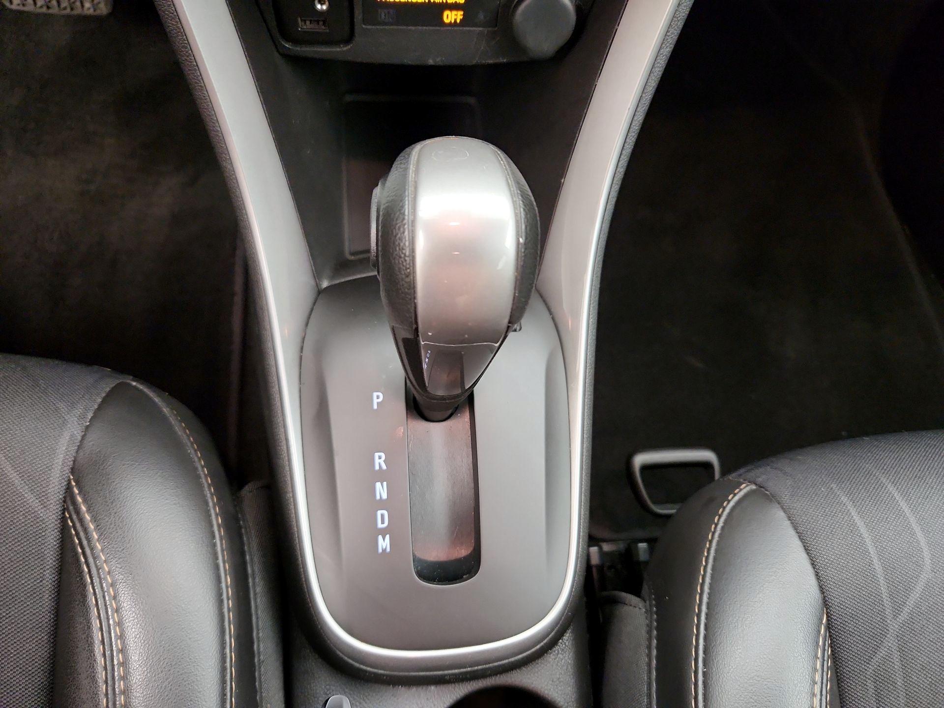 Thumbnail: 2021 Chevrolet Trax - 17