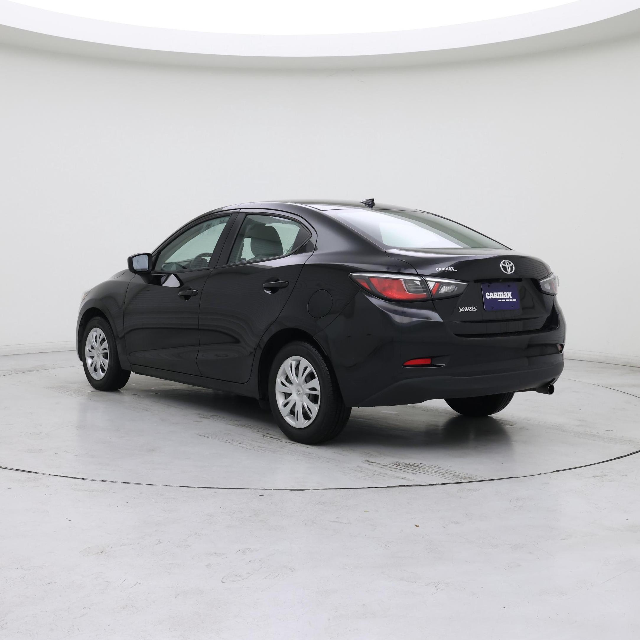 Thumbnail: 2019 Toyota Yaris - 2