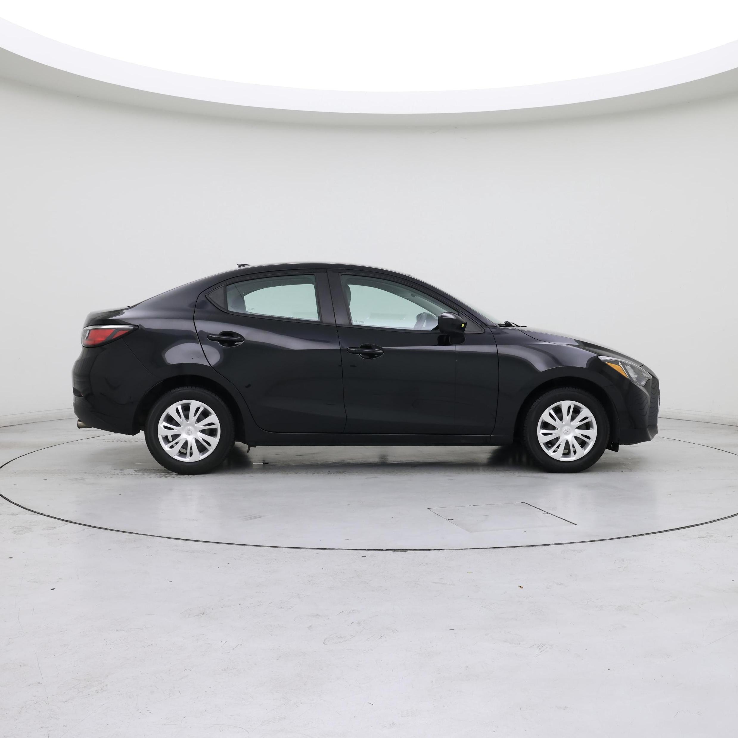 Thumbnail: 2019 Toyota Yaris - 7