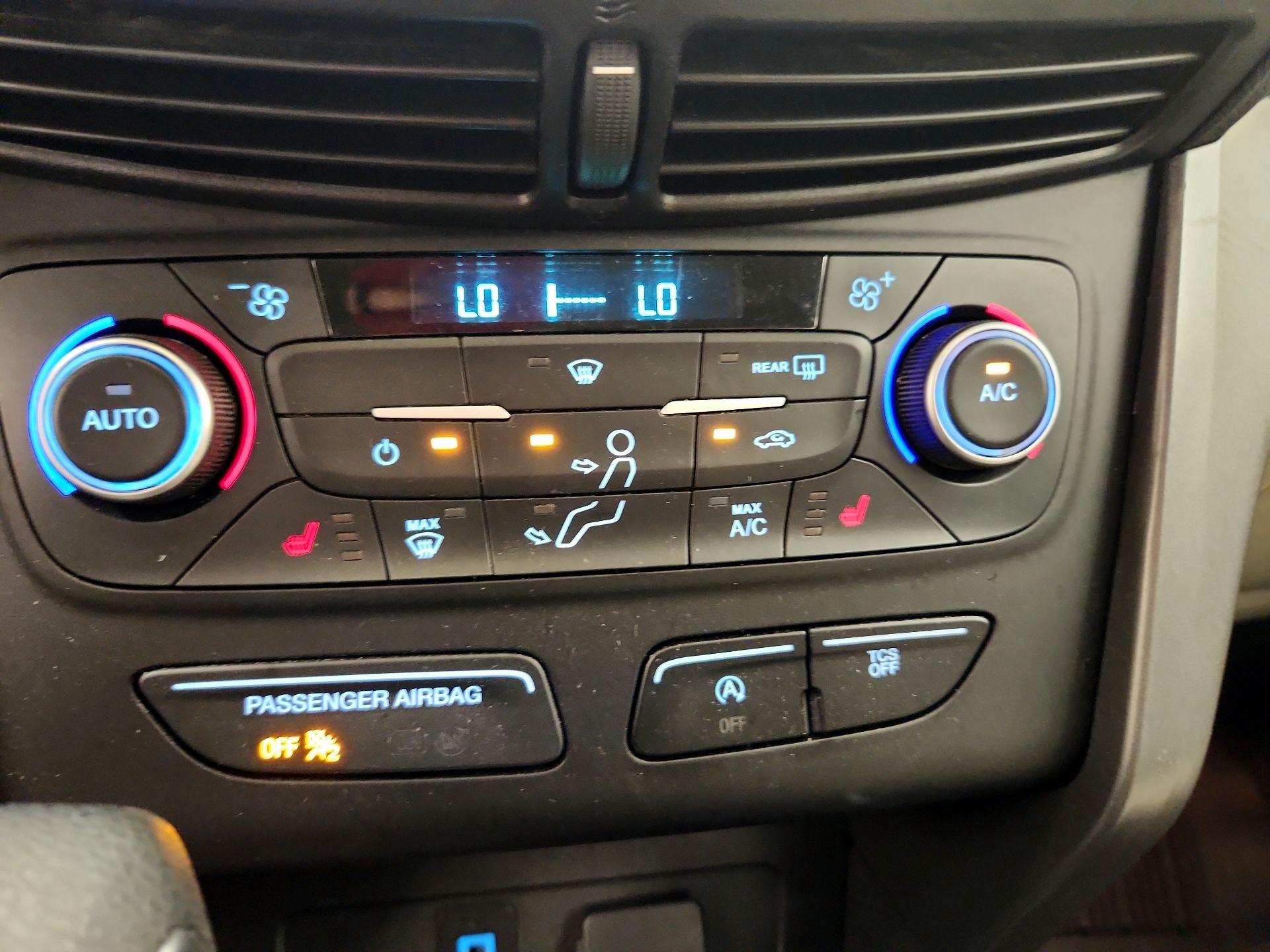 Thumbnail: 2018 Ford Escape - 16