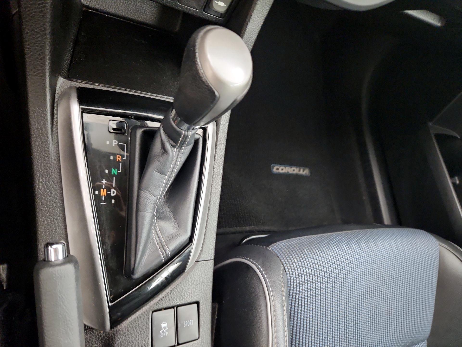 Thumbnail: 2014 Toyota Corolla - 17