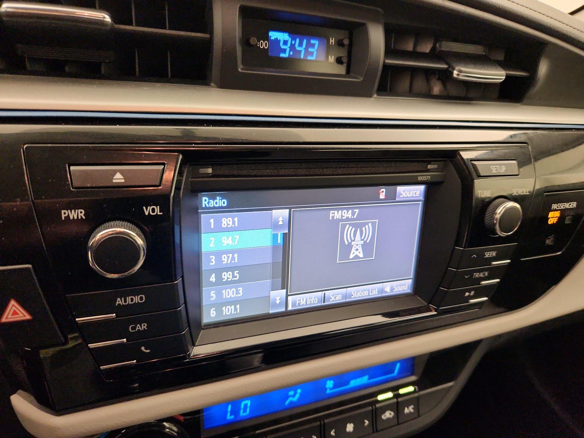Thumbnail: 2016 Toyota Corolla - 15