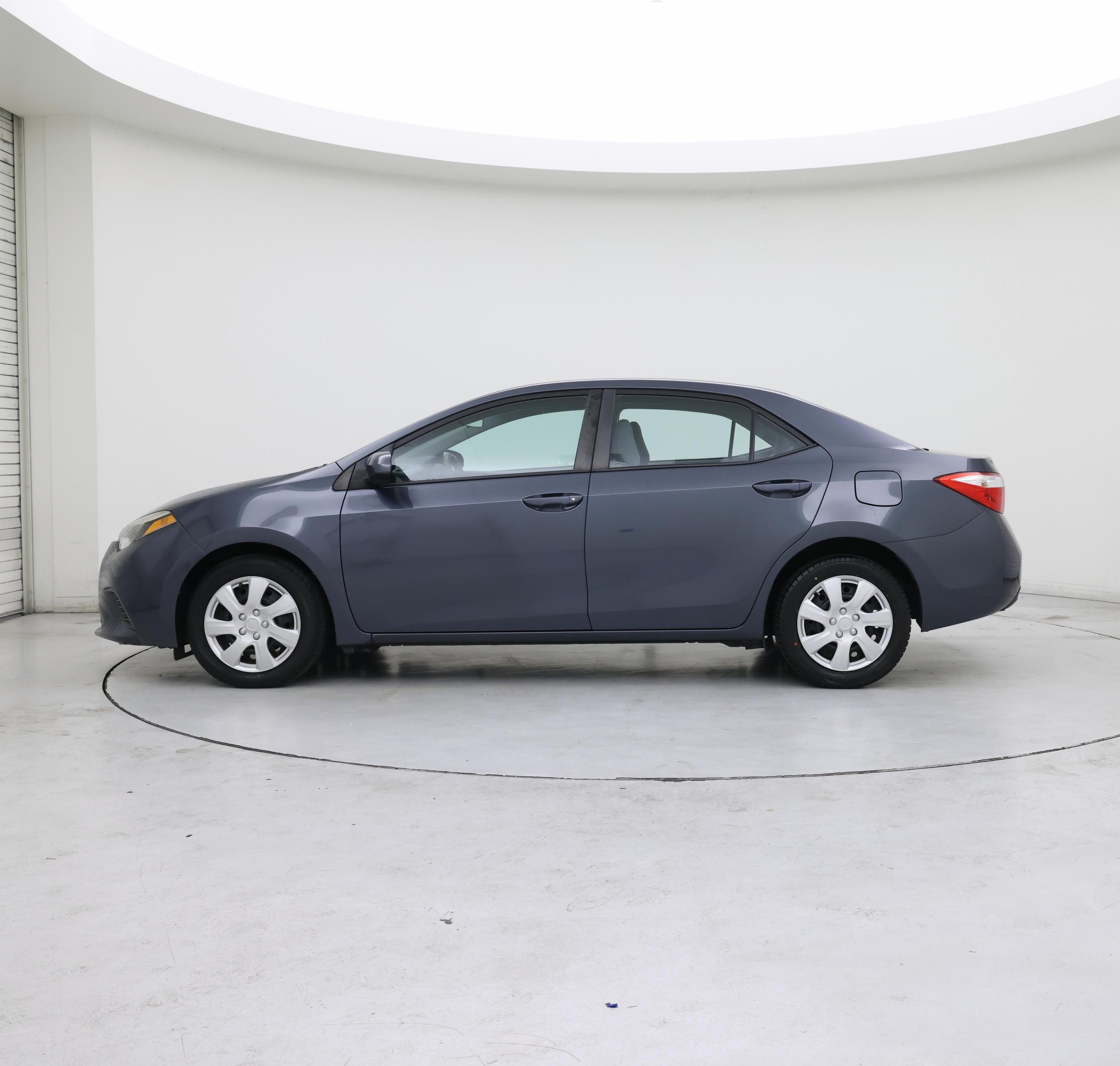 Thumbnail: 2016 Toyota Corolla - 3